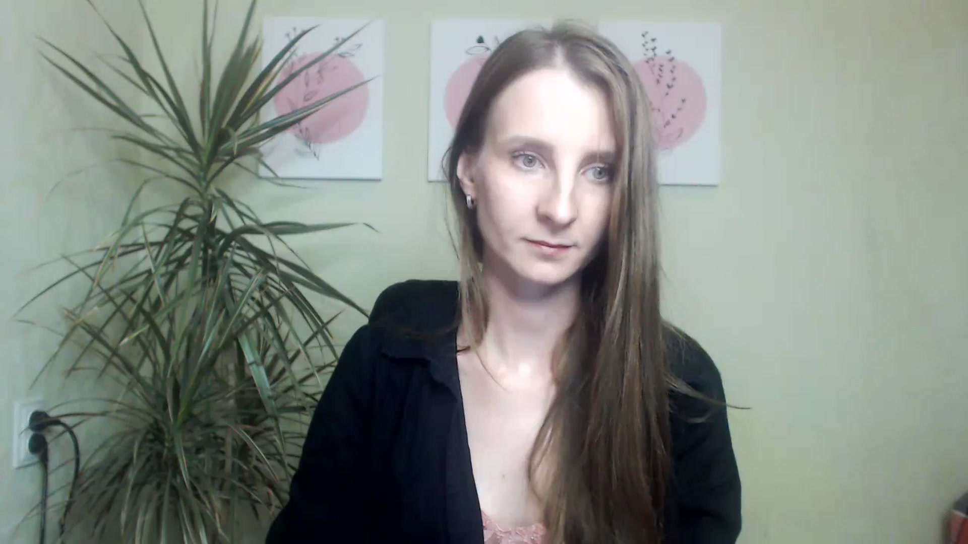 Gallery image thumbnail from ChristinaVi's myfreecams stream on, 10/26/2023, 15:31 image 2 of 20