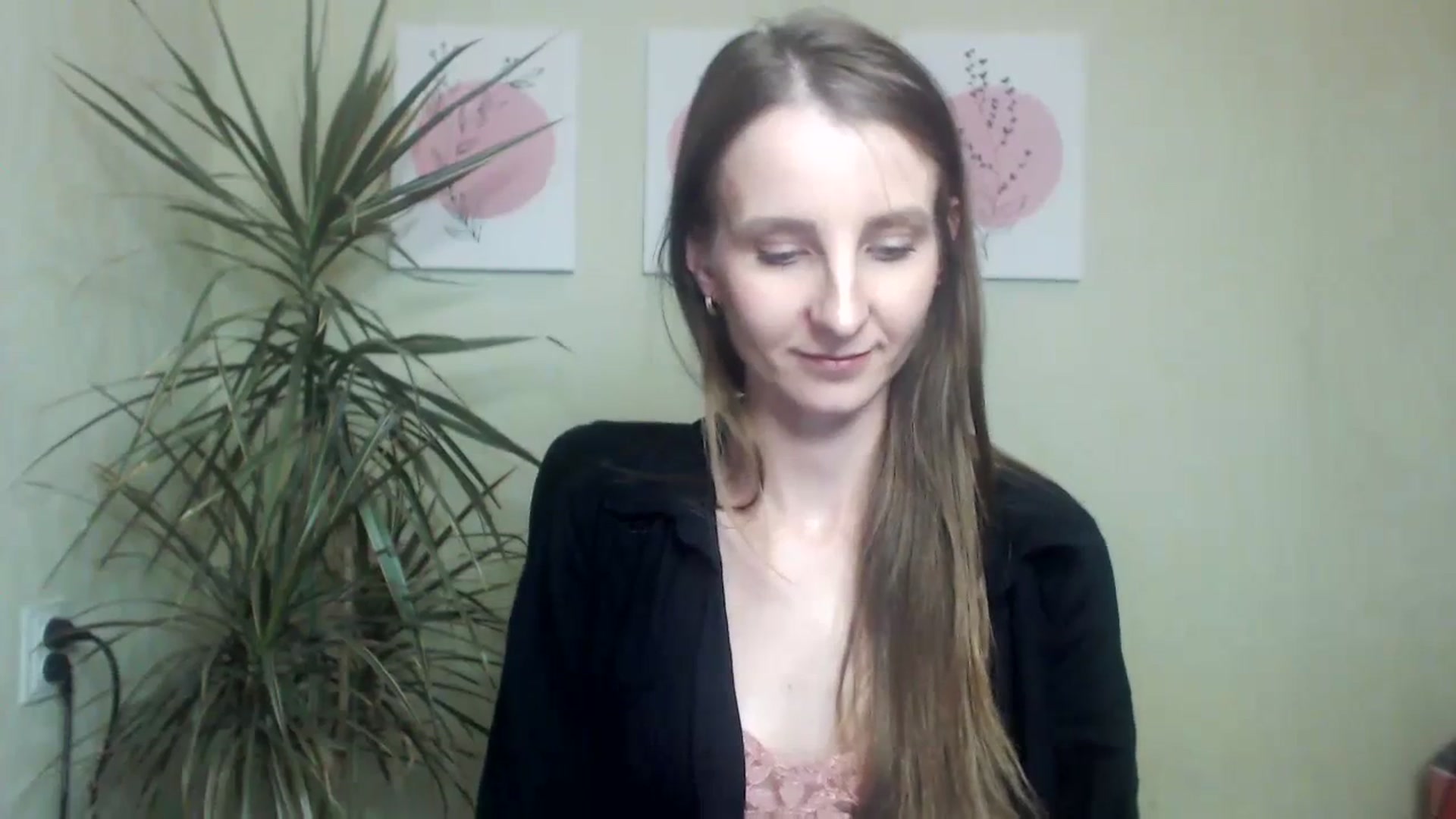 Gallery image thumbnail from ChristinaVi's myfreecams stream on, 10/26/2023, 15:31 image 15 of 20