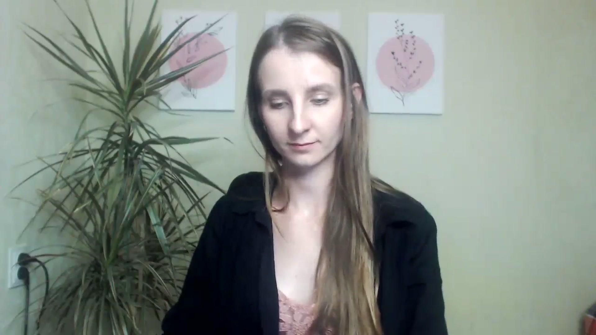 Gallery image thumbnail from ChristinaVi's myfreecams stream on, 10/26/2023, 15:31 image 18 of 20
