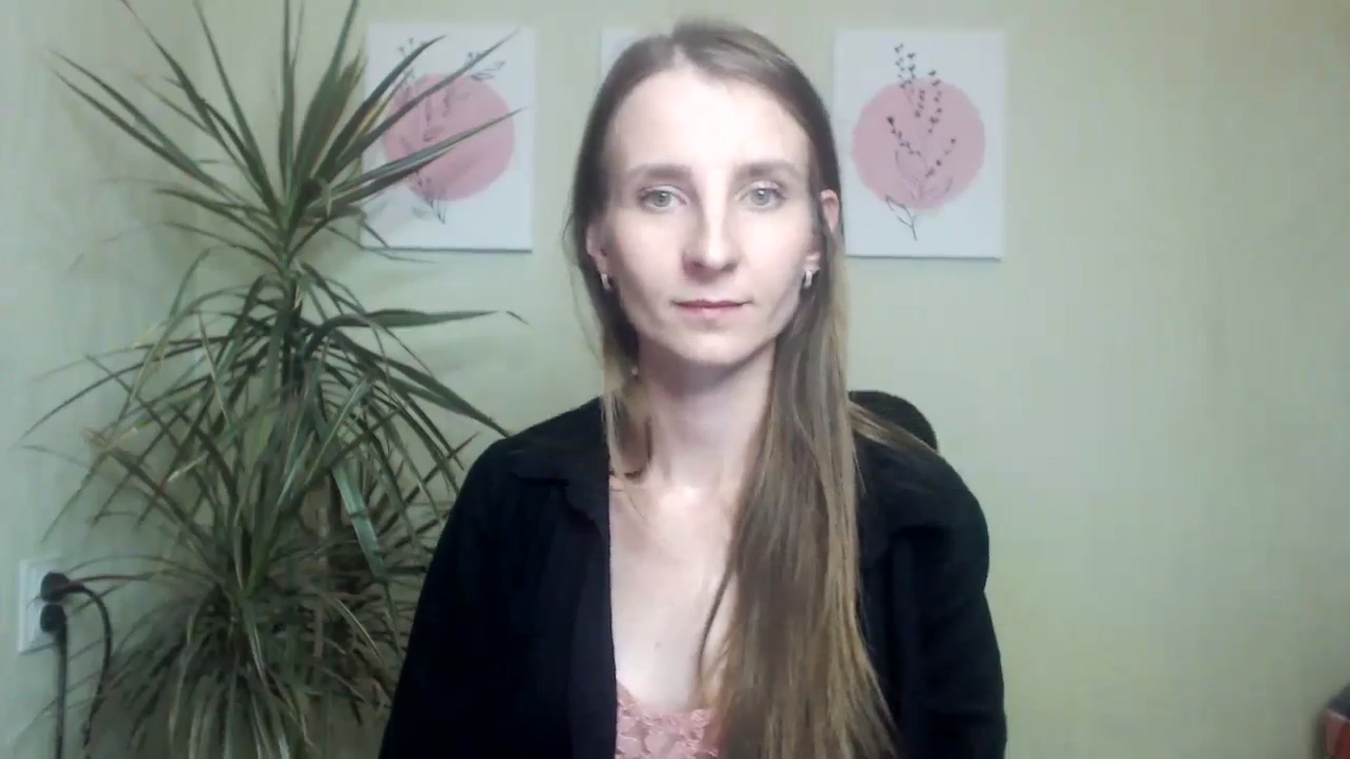 Gallery image thumbnail from ChristinaVi's myfreecams stream on, 10/26/2023, 15:31 image 13 of 20