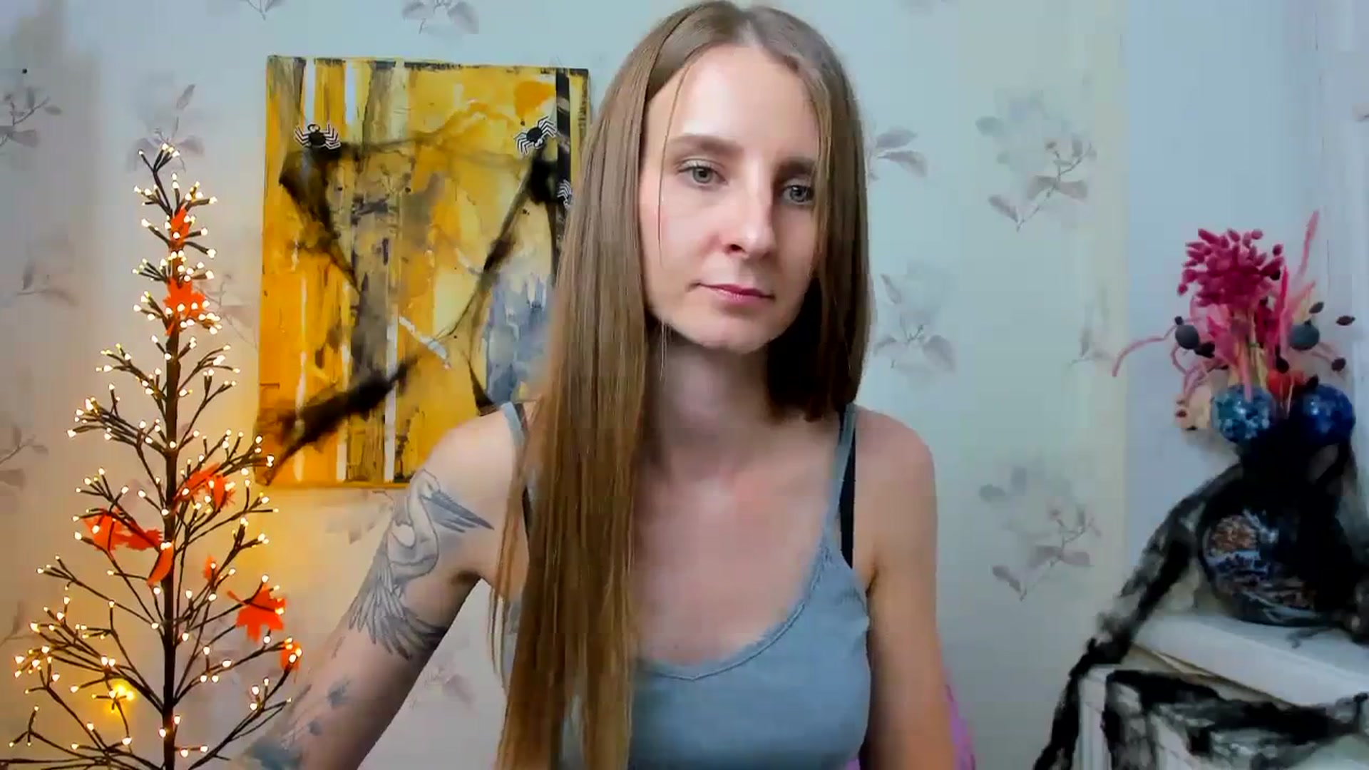 Gallery image thumbnail from ChristinaVi's myfreecams stream on, 10/29/2023, 14:07 image 7 of 20