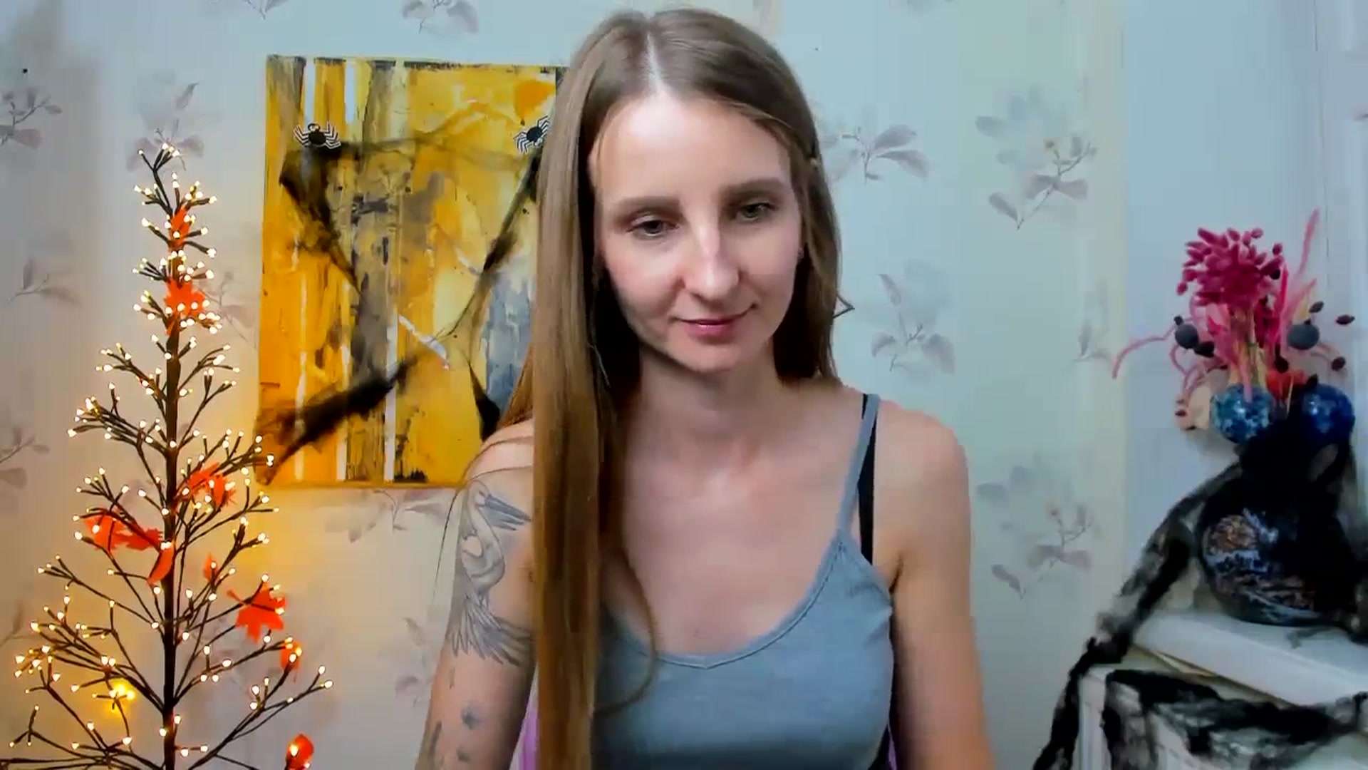 Gallery image thumbnail from ChristinaVi's myfreecams stream on, 10/29/2023, 14:07 image 5 of 20