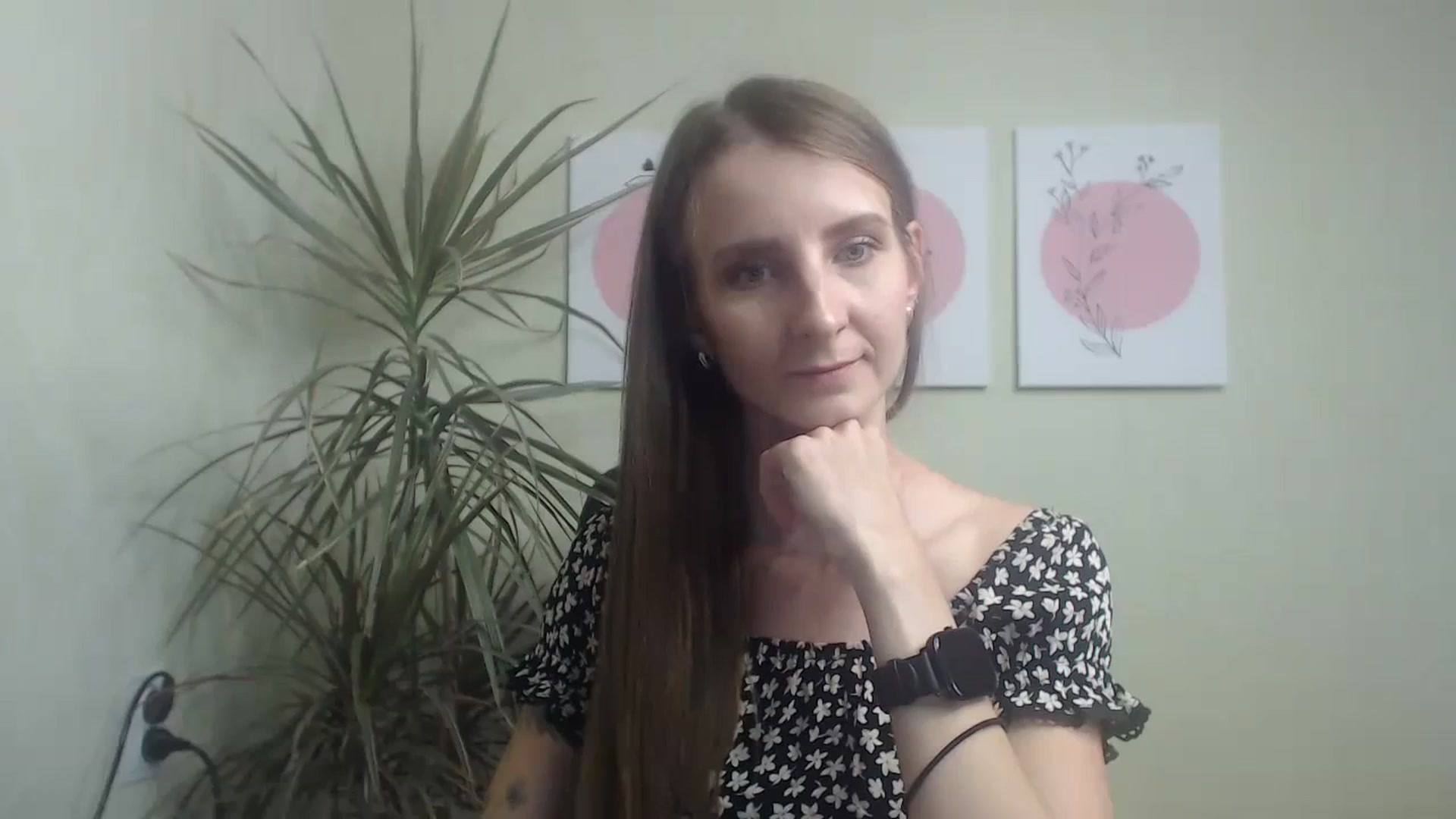 Gallery image thumbnail from ChristinaVi's myfreecams stream on, 10/31/2023, 11:01 image 1 of 20