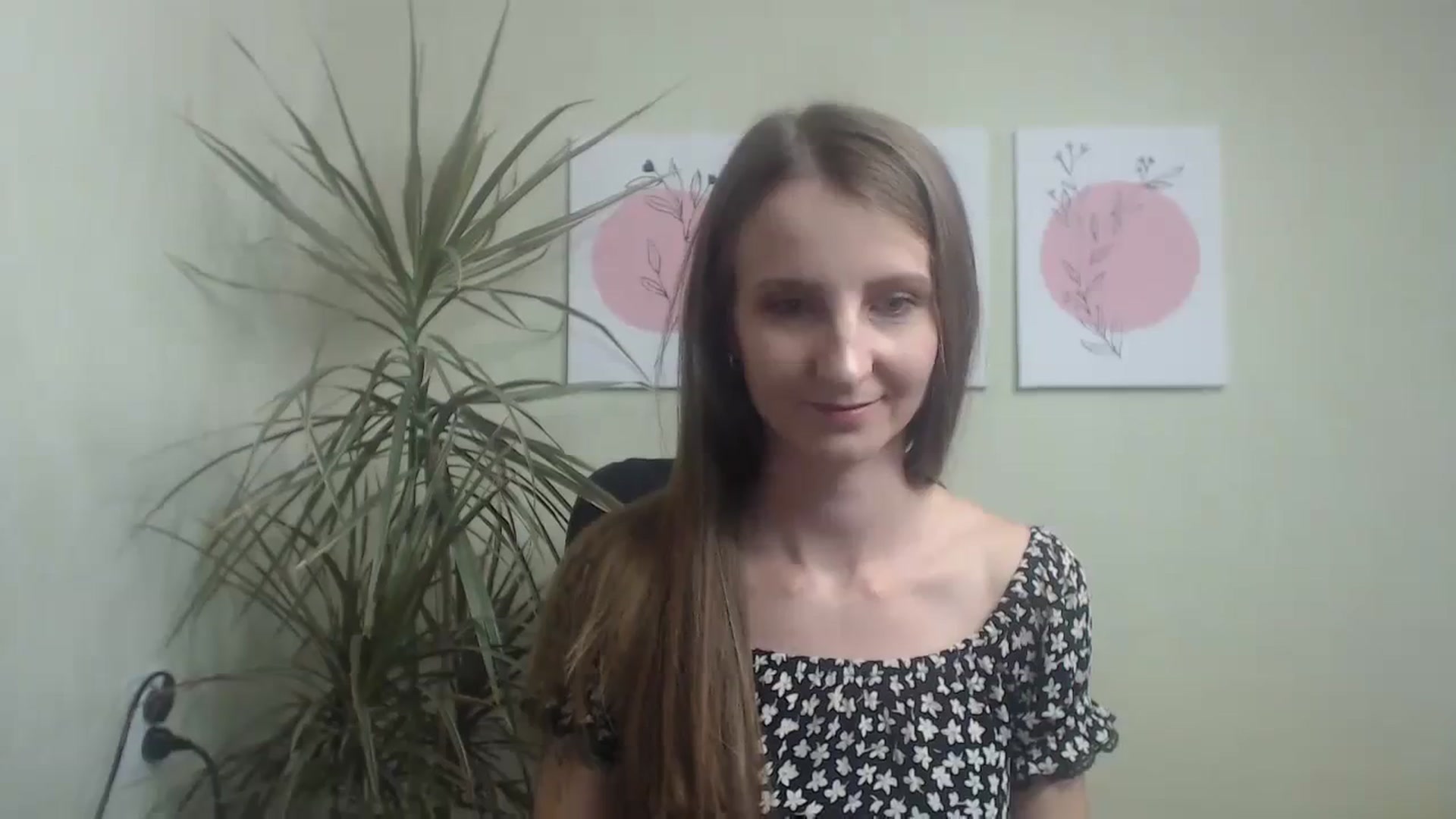 Gallery image thumbnail from ChristinaVi's myfreecams stream on, 10/31/2023, 11:01 image 19 of 20