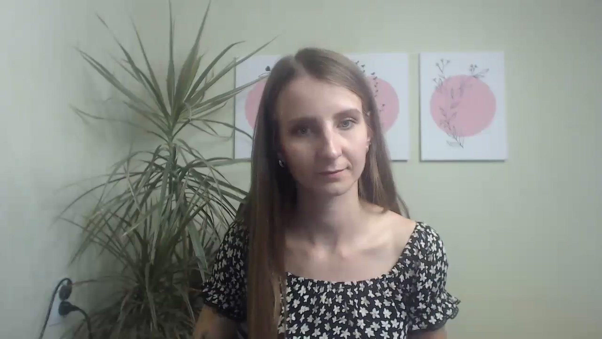 Gallery image thumbnail from ChristinaVi's myfreecams stream on, 10/31/2023, 11:01 image 8 of 20