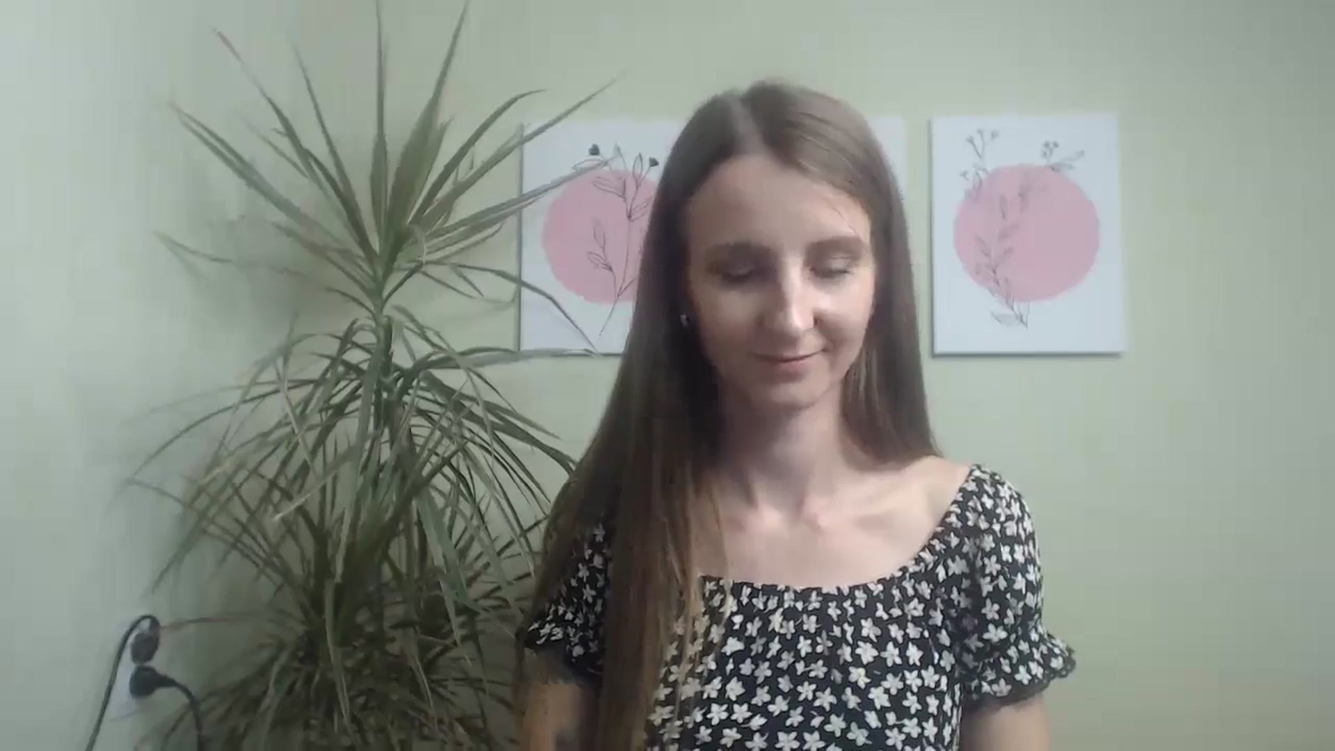 Gallery image thumbnail from ChristinaVi's myfreecams stream on, 10/31/2023, 12:14 image 20 of 20