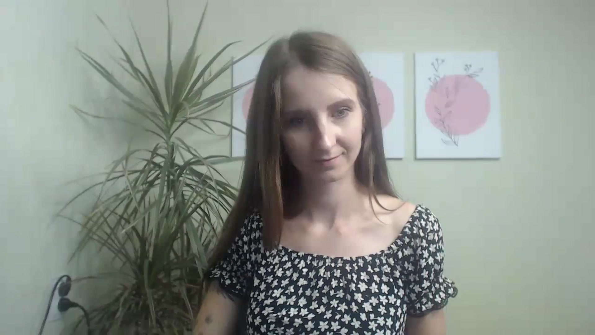 Gallery image thumbnail from ChristinaVi's myfreecams stream on, 10/31/2023, 12:14 image 3 of 20