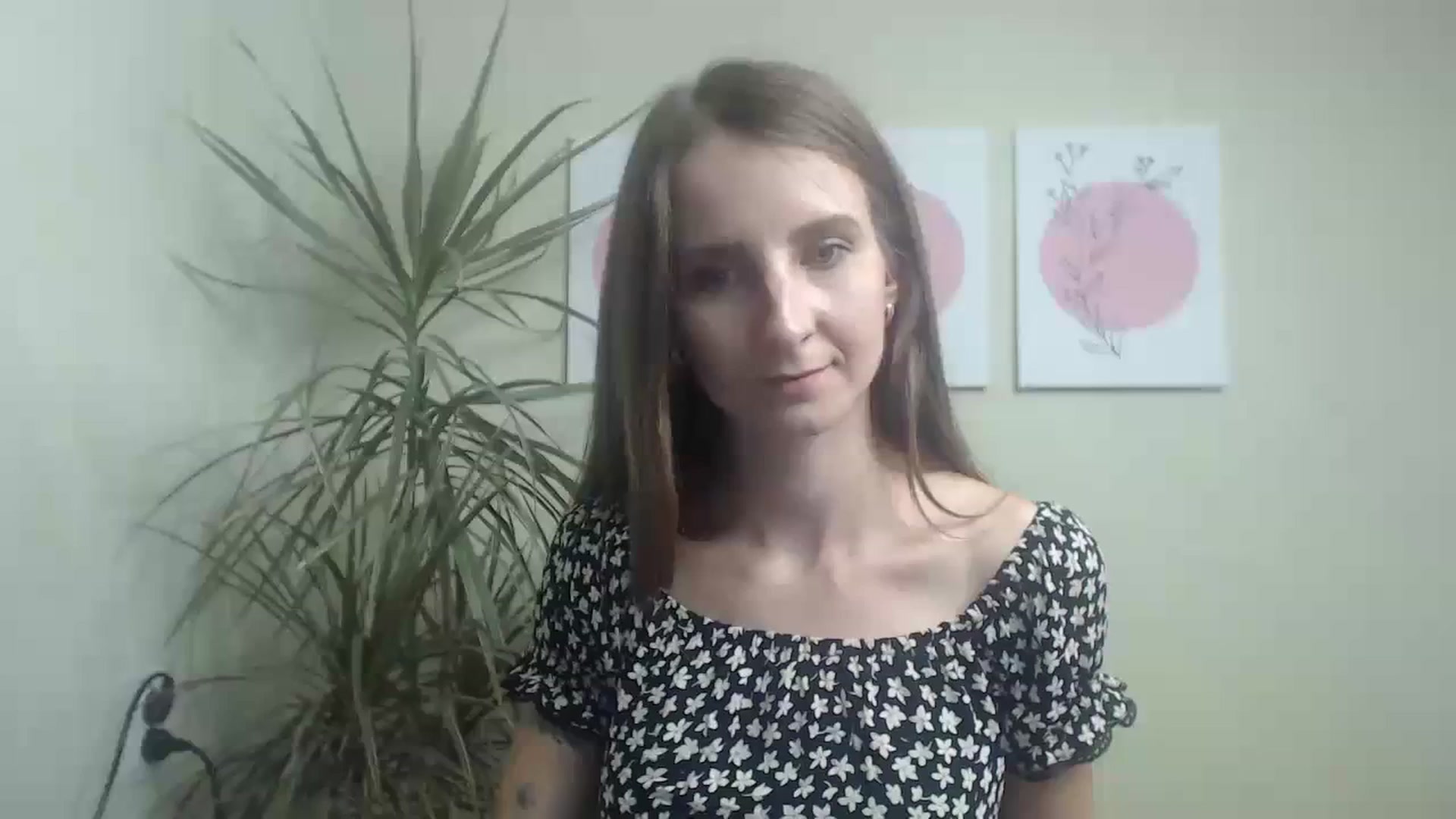 Gallery image thumbnail from ChristinaVi's myfreecams stream on, 10/31/2023, 12:14 image 1 of 20