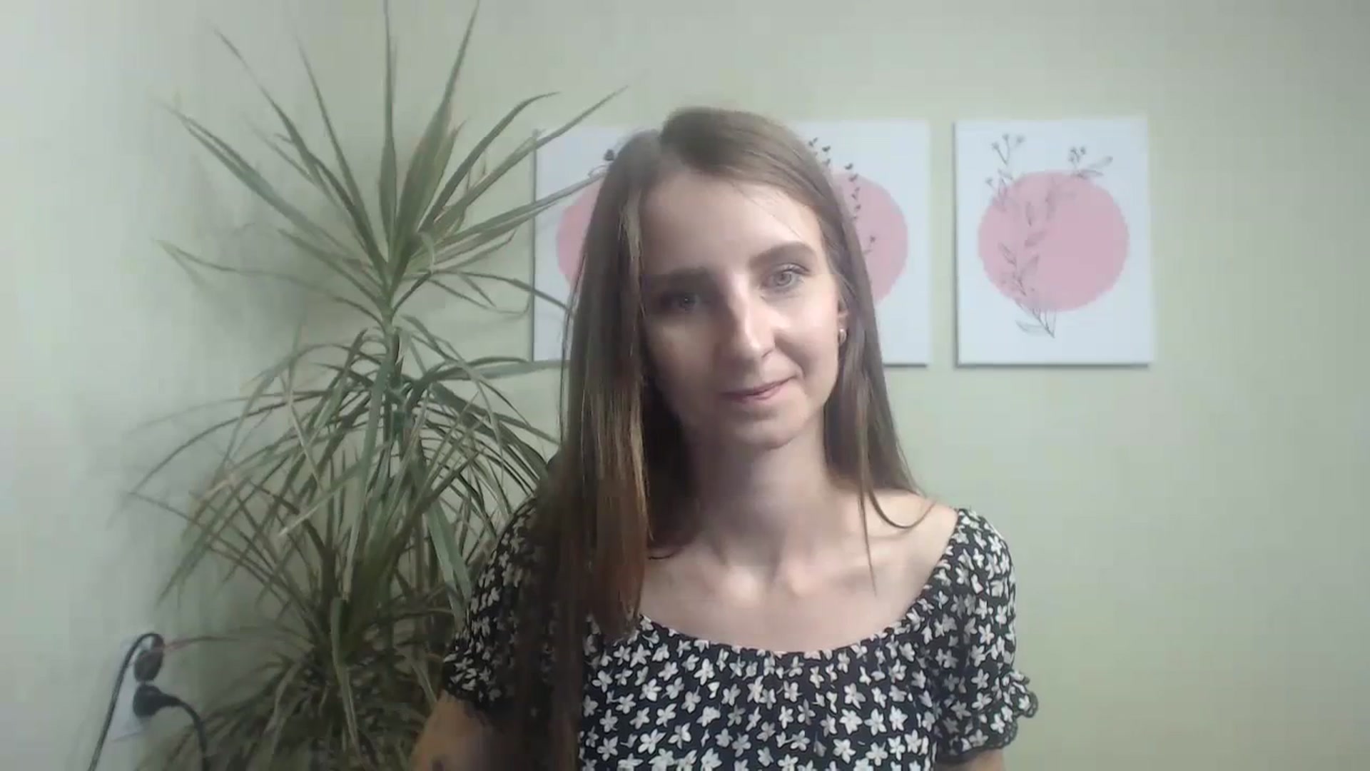 Gallery image thumbnail from ChristinaVi's myfreecams stream on, 10/31/2023, 12:14 image 5 of 20
