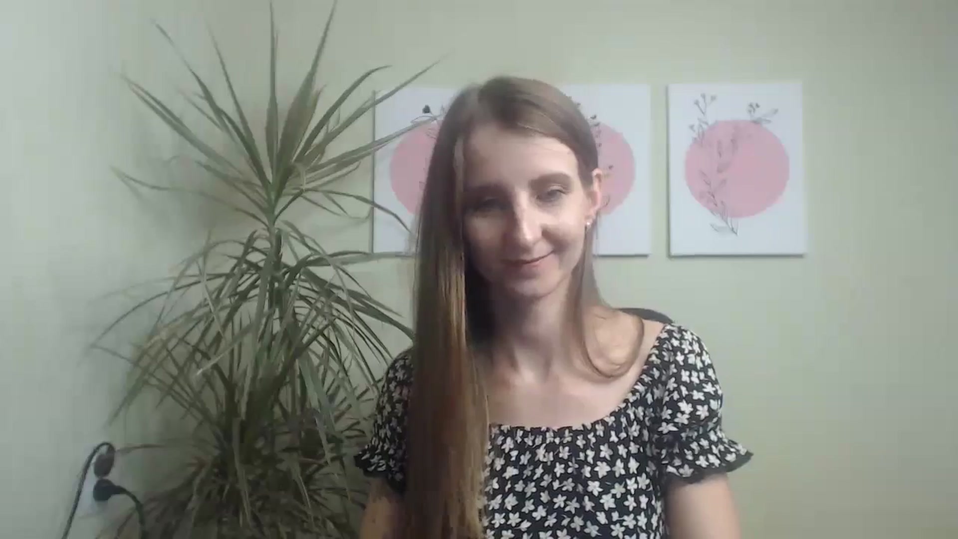 Gallery image thumbnail from ChristinaVi's myfreecams stream on, 10/31/2023, 12:39 image 10 of 20