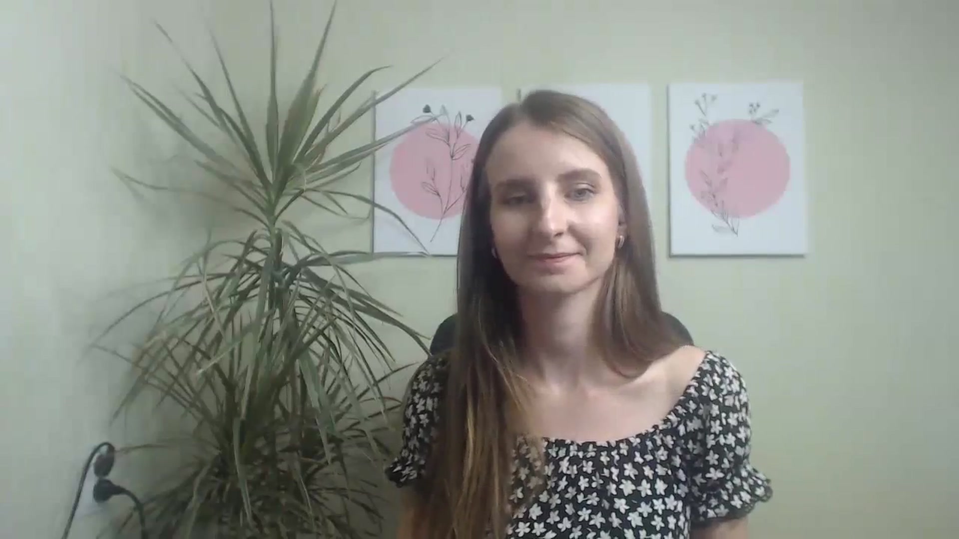 Gallery image thumbnail from ChristinaVi's myfreecams stream on, 10/31/2023, 12:39 image 3 of 20
