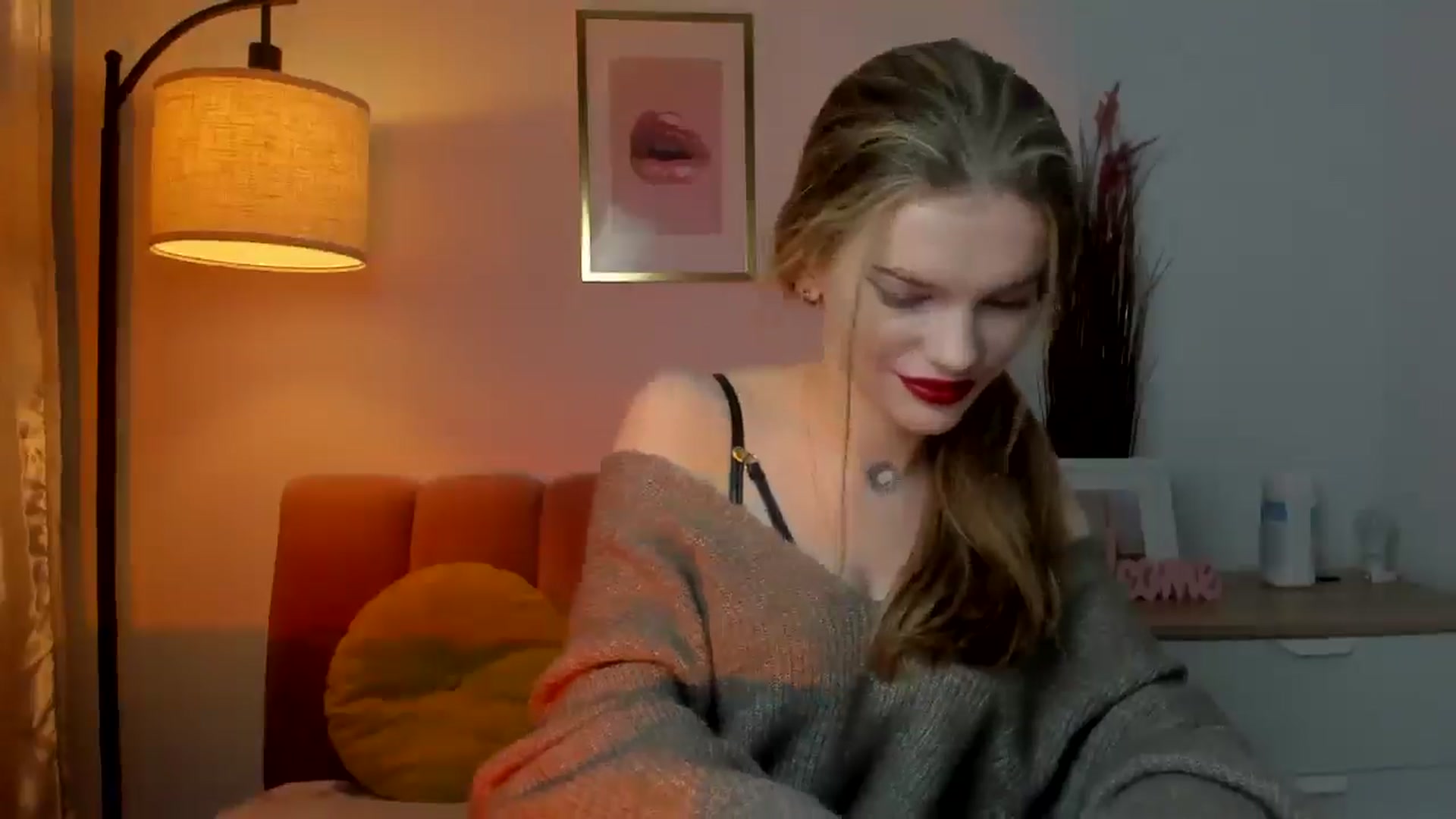Gallery image thumbnail from ChristinaWave's myfreecams stream on, 12/13/2025, 11:27 image 9 of 20