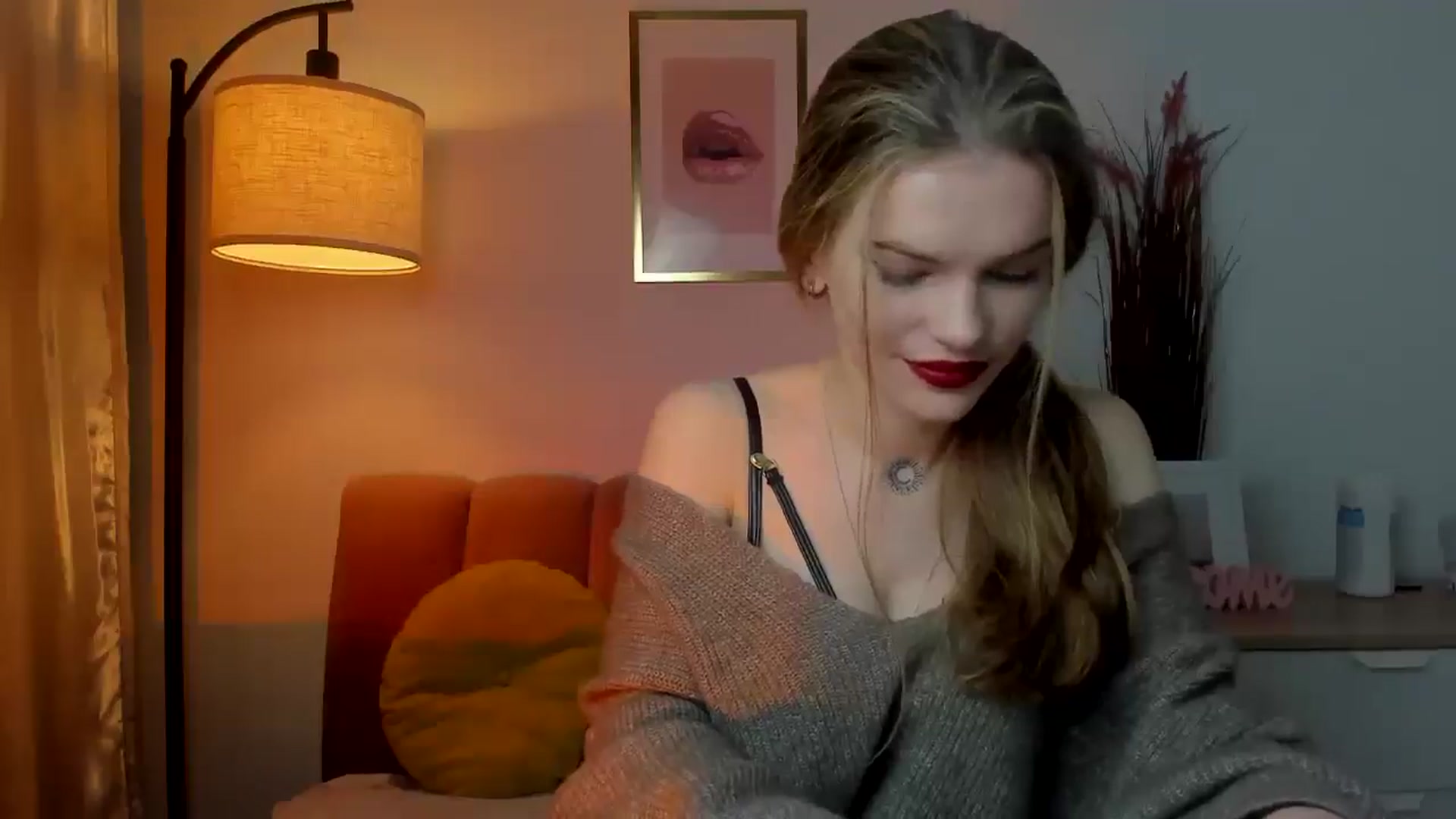 Gallery image thumbnail from ChristinaWave's myfreecams stream on, 12/13/2025, 11:27 image 5 of 20