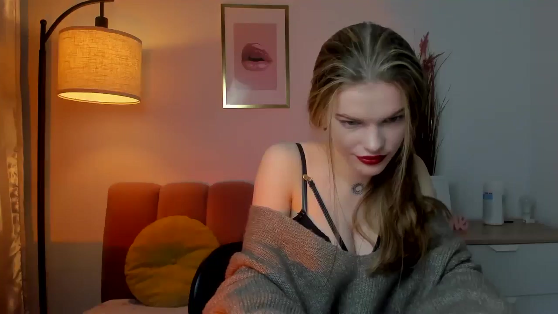 Gallery image thumbnail from ChristinaWave's myfreecams stream on, 12/13/2025, 11:27 image 19 of 20