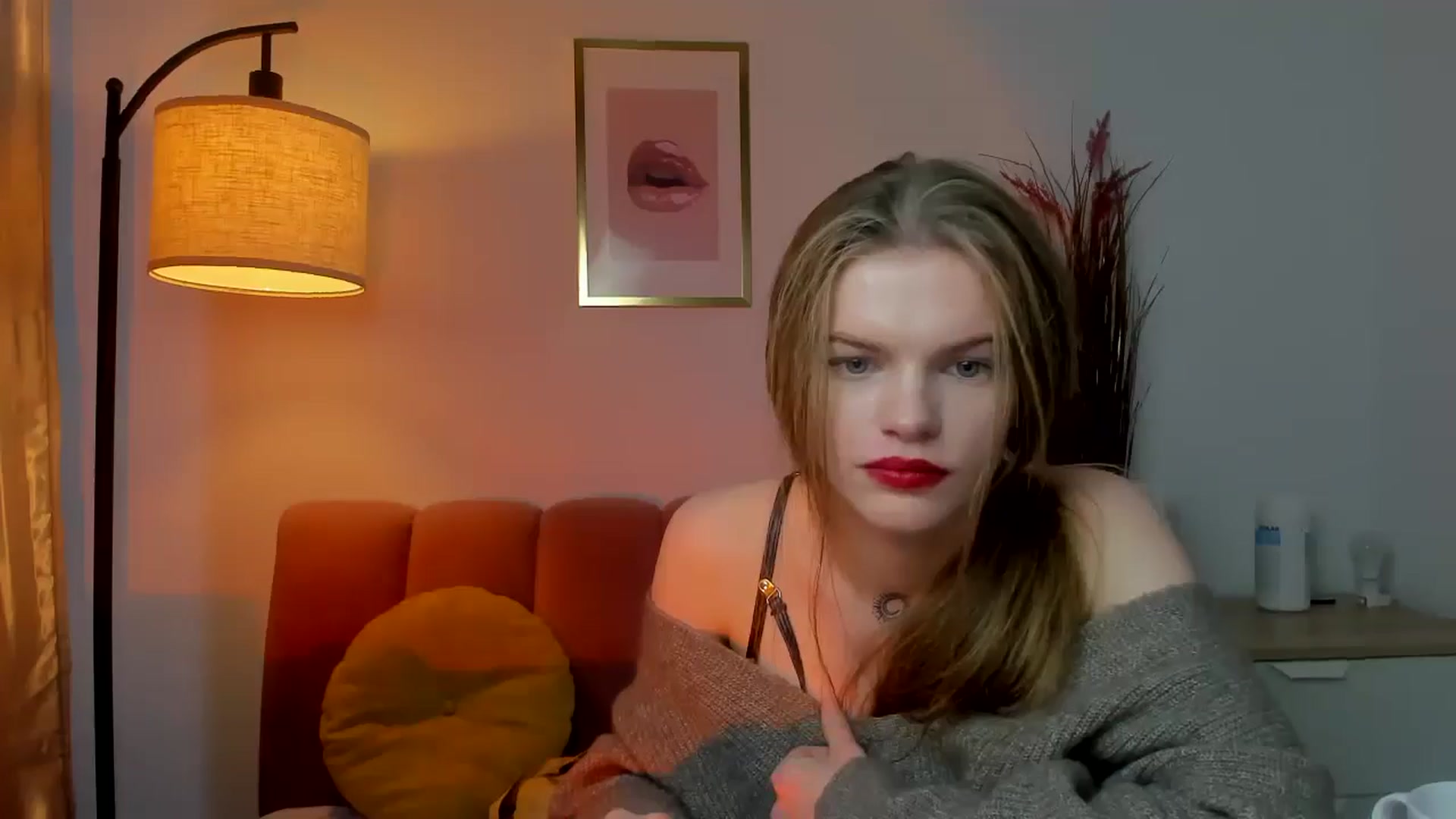Gallery image thumbnail from ChristinaWave's myfreecams stream on, 12/13/2025, 15:32 image 13 of 20