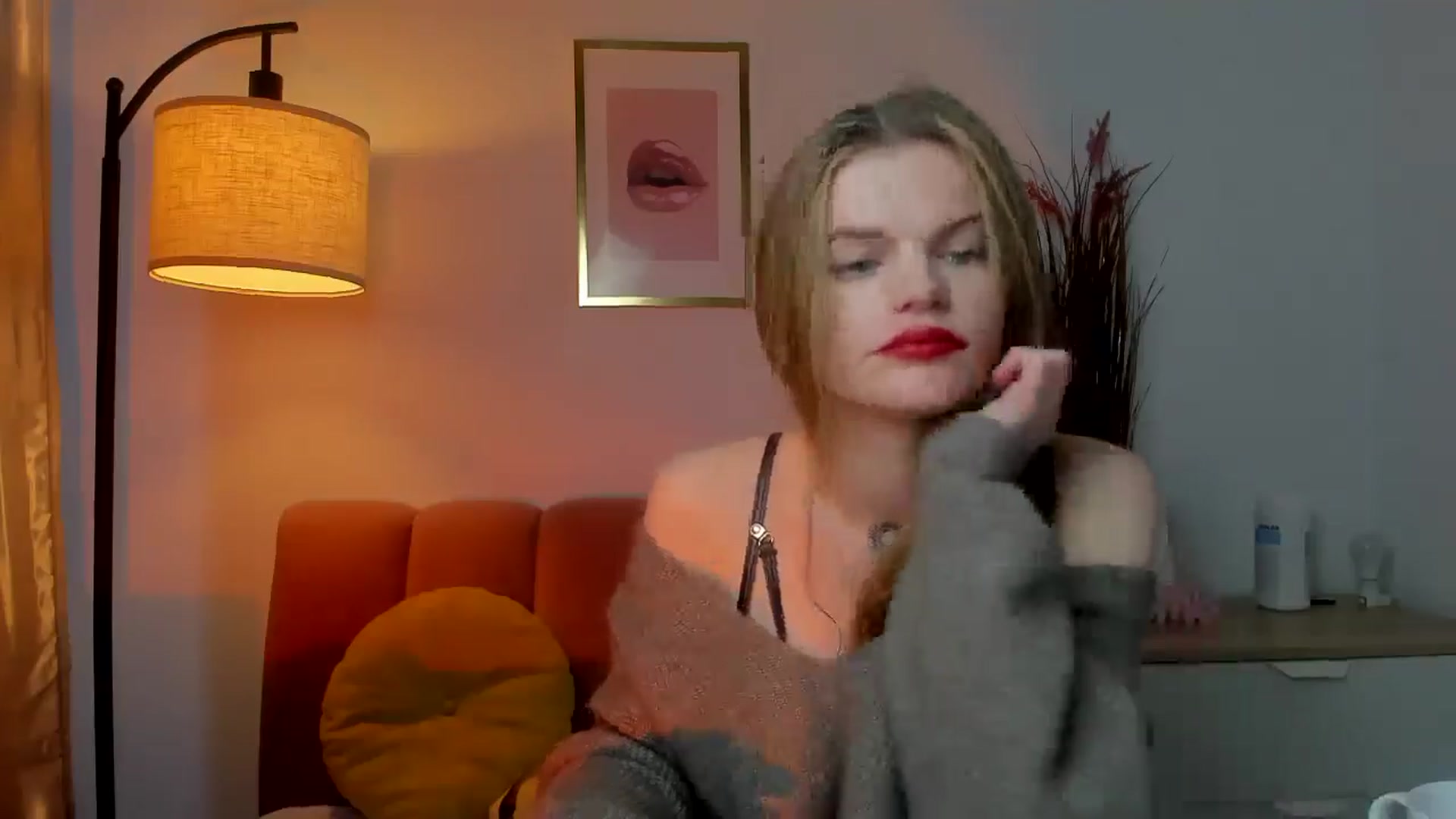 Gallery image thumbnail from ChristinaWave's myfreecams stream on, 12/13/2025, 15:32 image 8 of 20