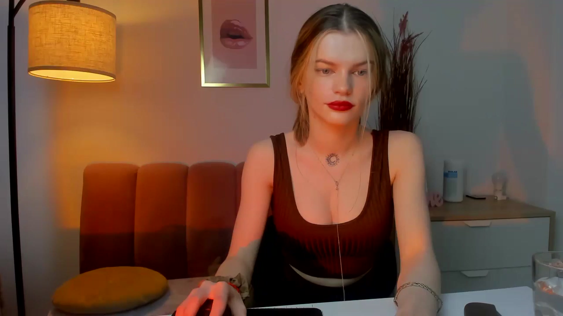 Gallery image thumbnail from ChristinaWave's myfreecams stream on, 12/14/2025, 09:42 image 6 of 20