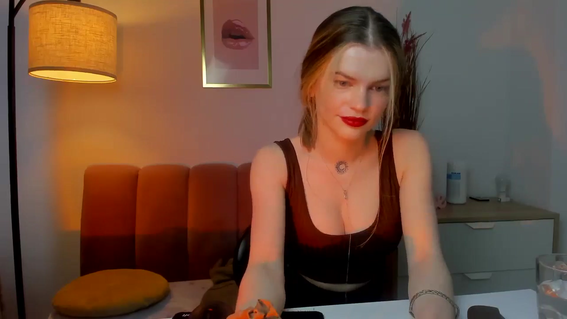 Gallery image thumbnail from ChristinaWave's myfreecams stream on, 12/14/2025, 09:42 image 9 of 20