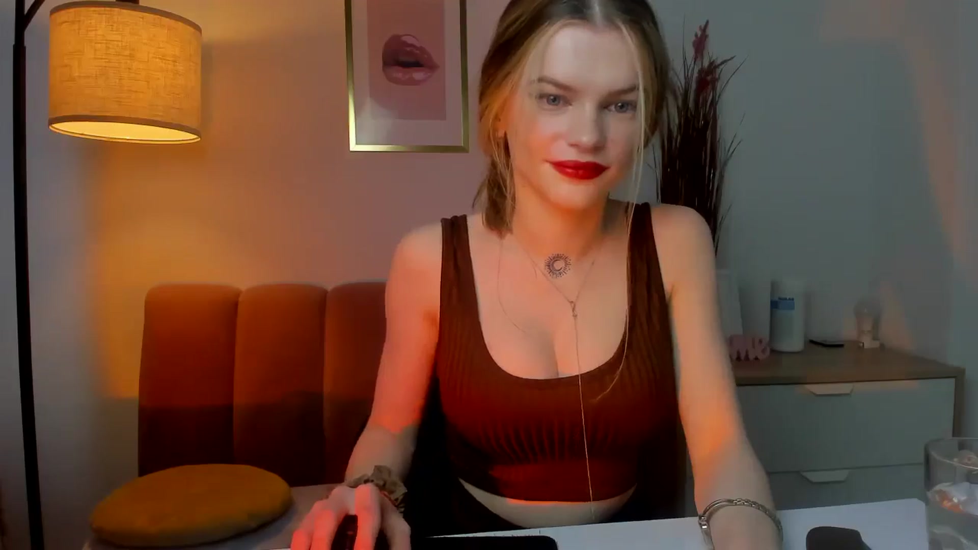 Gallery image thumbnail from ChristinaWave's myfreecams stream on, 12/14/2025, 09:42 image 15 of 20