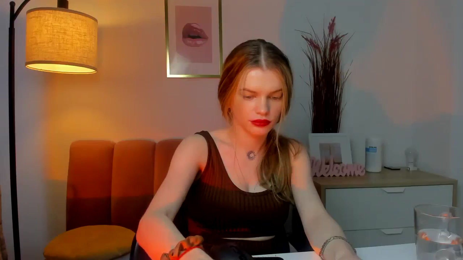 Gallery image thumbnail from ChristinaWave's myfreecams stream on, 12/14/2025, 12:14 image 20 of 20