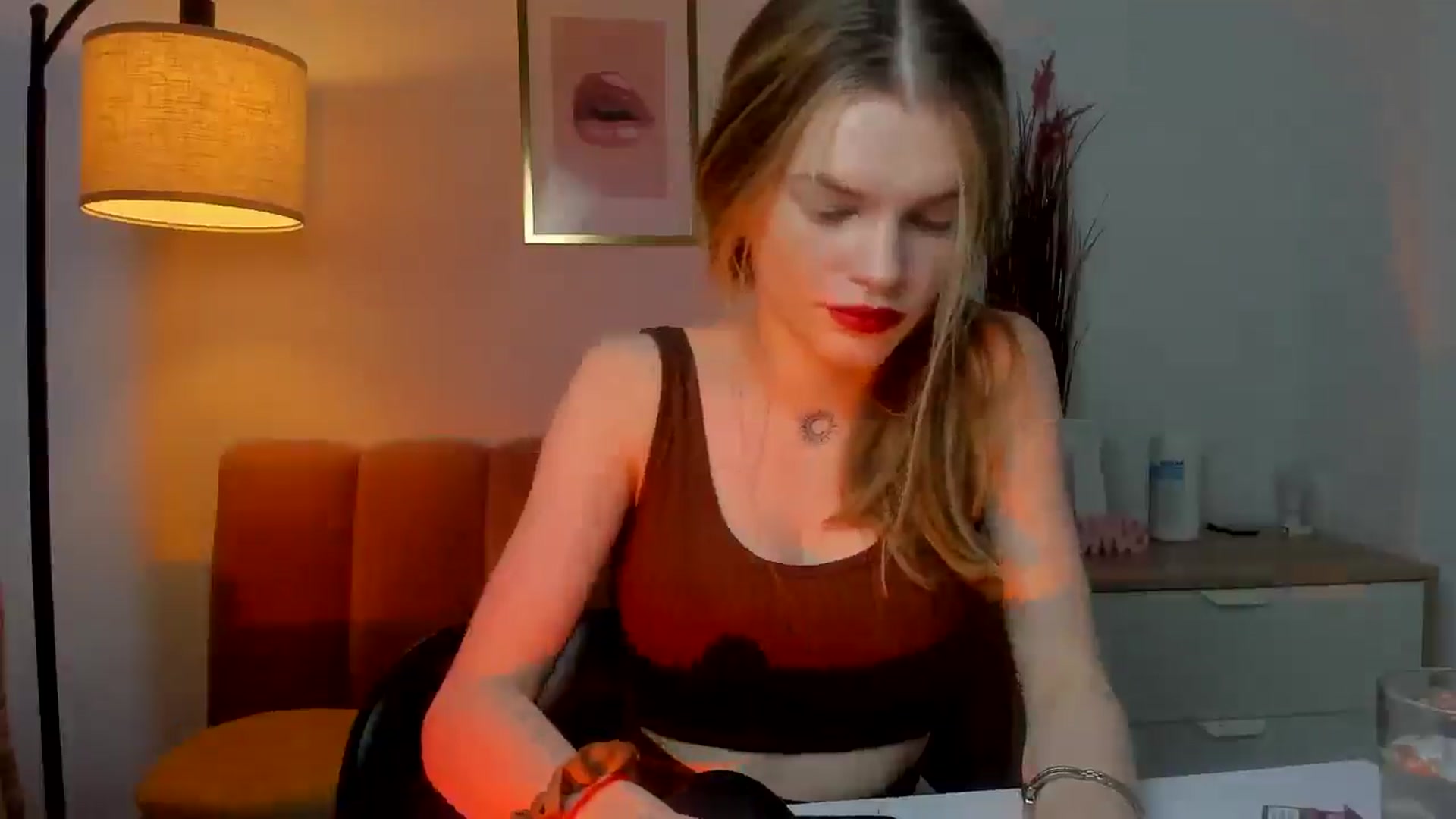 Gallery image thumbnail from ChristinaWave's myfreecams stream on, 12/14/2025, 12:14 image 13 of 20