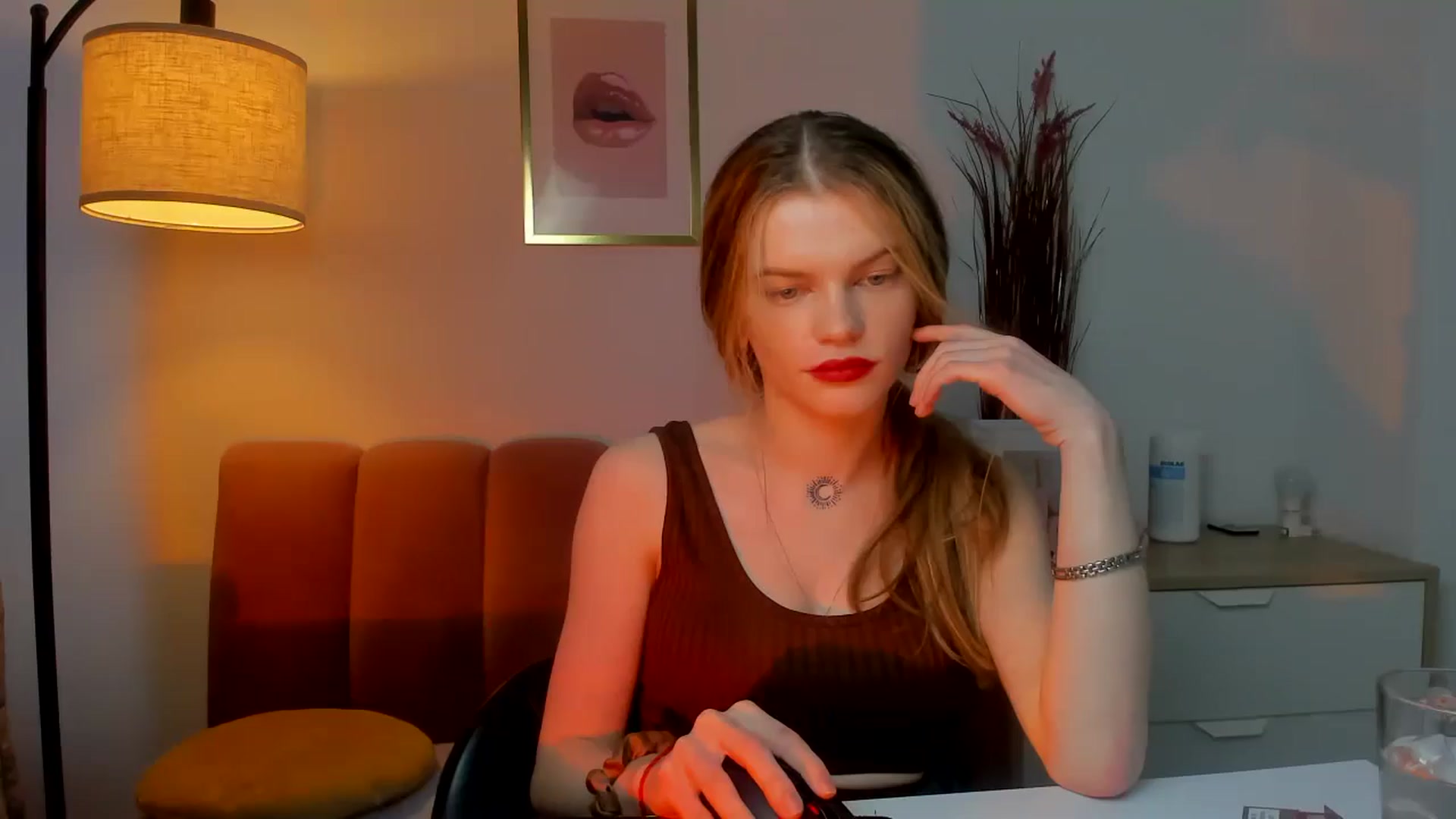 Gallery image thumbnail from ChristinaWave's myfreecams stream on, 12/14/2025, 12:14 image 1 of 20