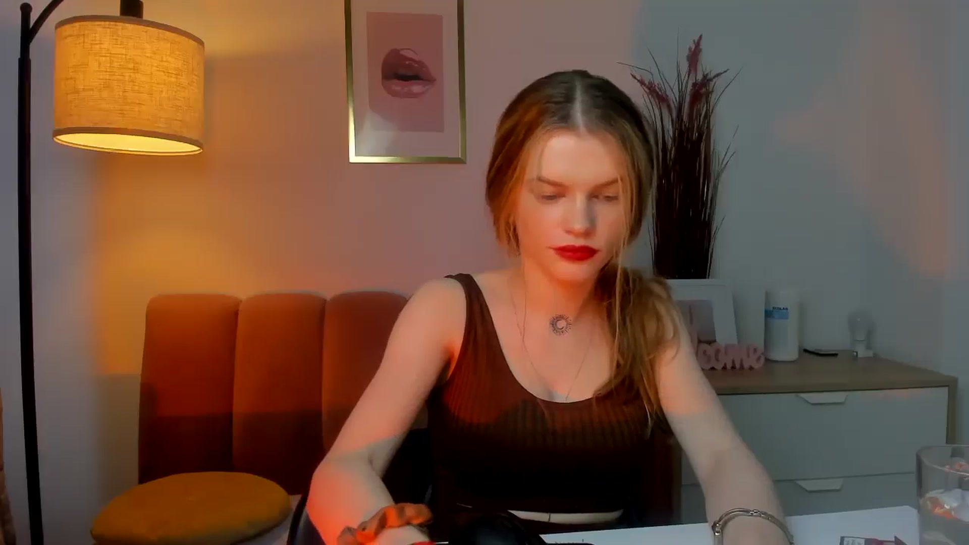 Gallery image thumbnail from ChristinaWave's myfreecams stream on, 12/14/2025, 12:14 image 7 of 20