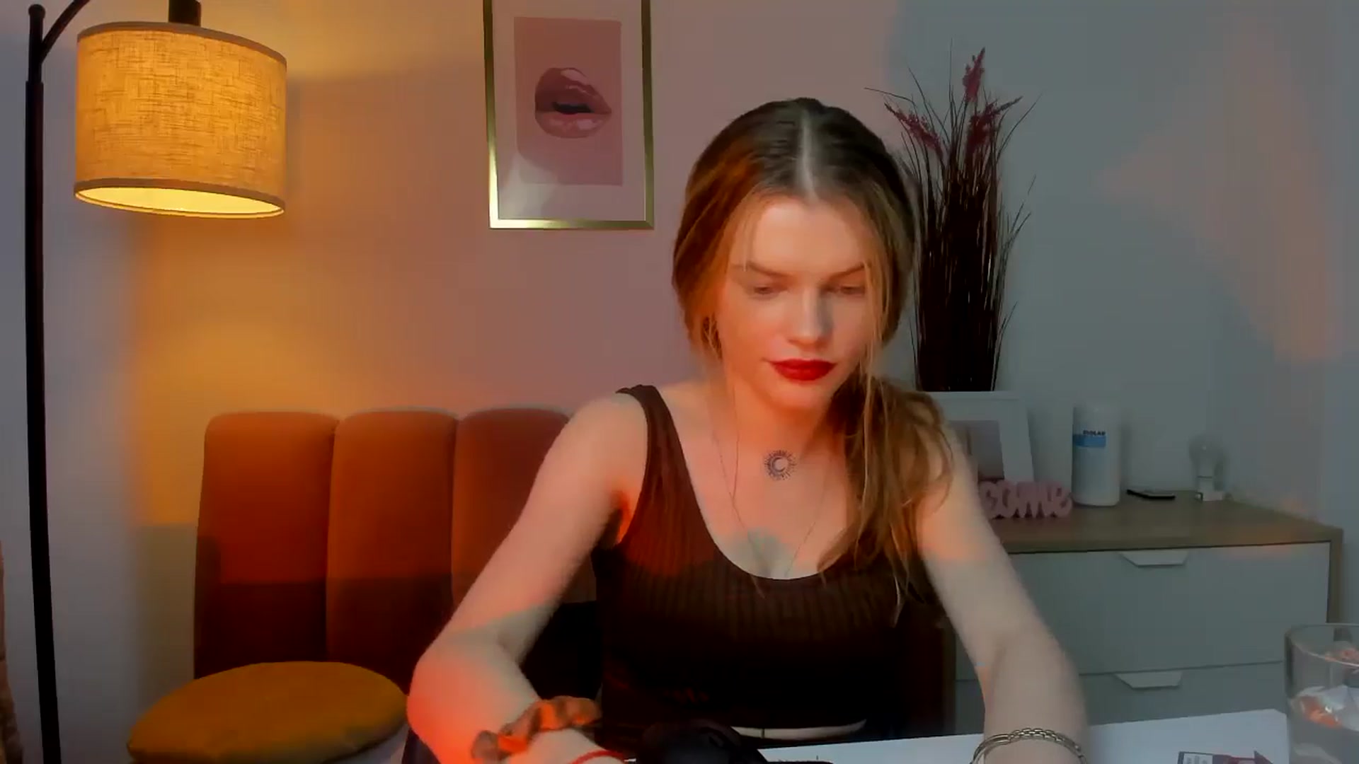 Gallery image thumbnail from ChristinaWave's myfreecams stream on, 12/14/2025, 12:14 image 6 of 20