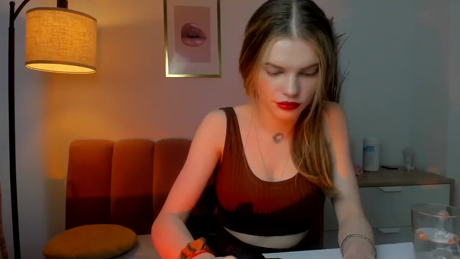 Gallery image thumbnail from ChristinaWave's myfreecams stream on, 12/14/2025, 12:40 image 17 of 20