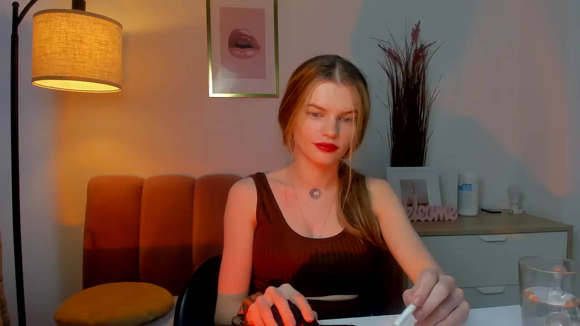 Gallery image thumbnail from ChristinaWave's myfreecams stream on, 12/14/2025, 12:40 image 6 of 20