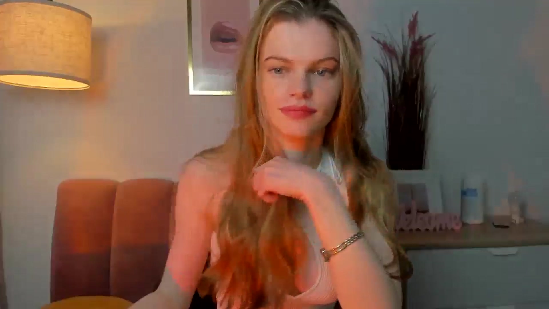 Gallery image thumbnail from ChristinaWave's myfreecams stream on, 12/15/2025, 10:12 image 8 of 20