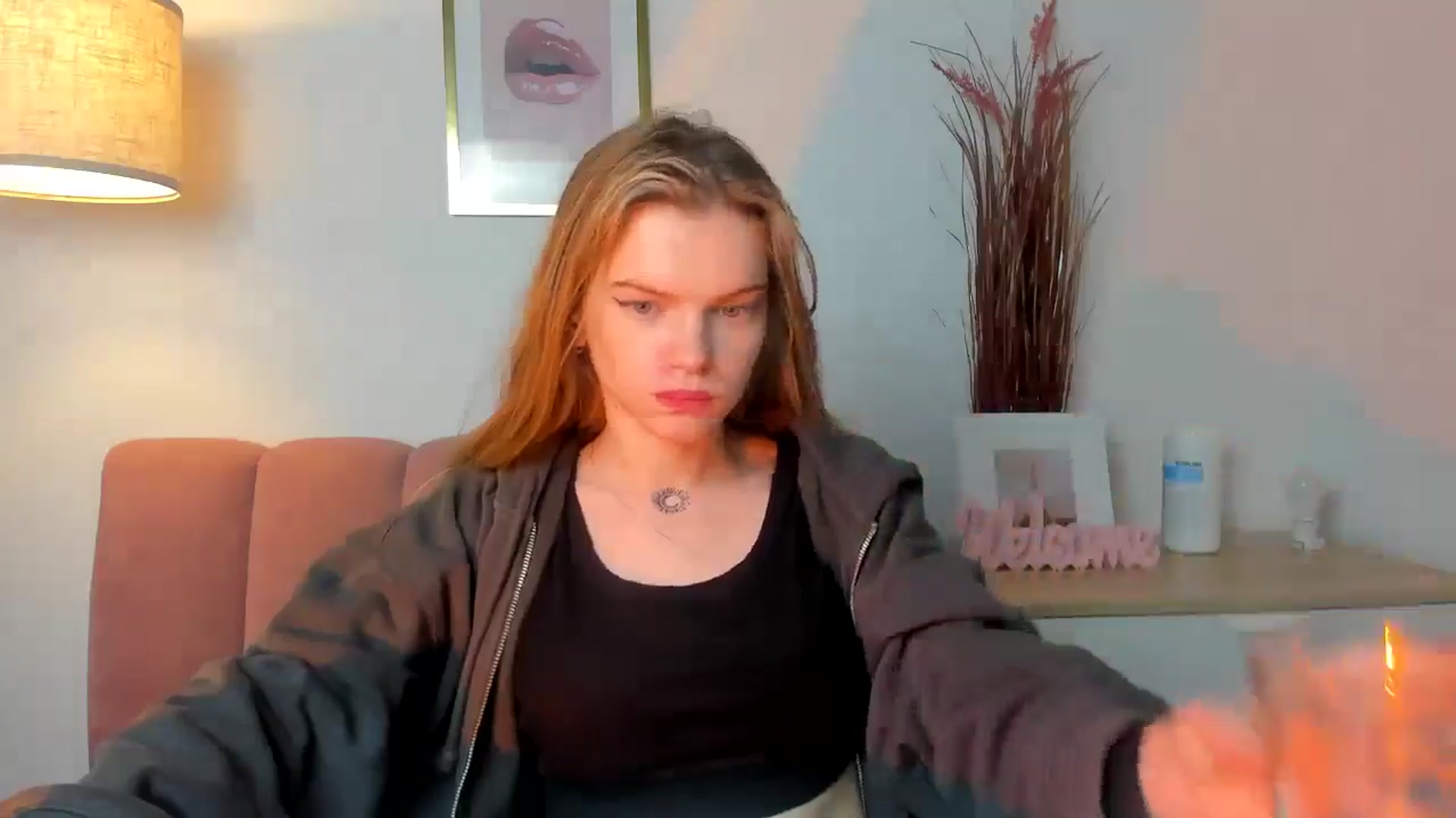 Gallery image thumbnail from ChristinaWave's myfreecams stream on, 12/16/2025, 17:35 image 11 of 20