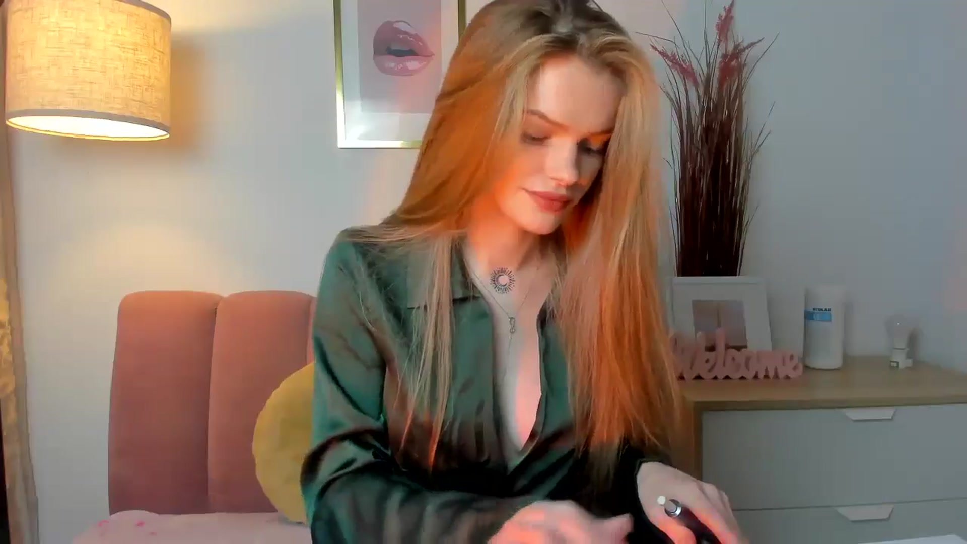 Gallery image thumbnail from ChristinaWave's myfreecams stream on, 12/17/2025, 12:33 image 10 of 20