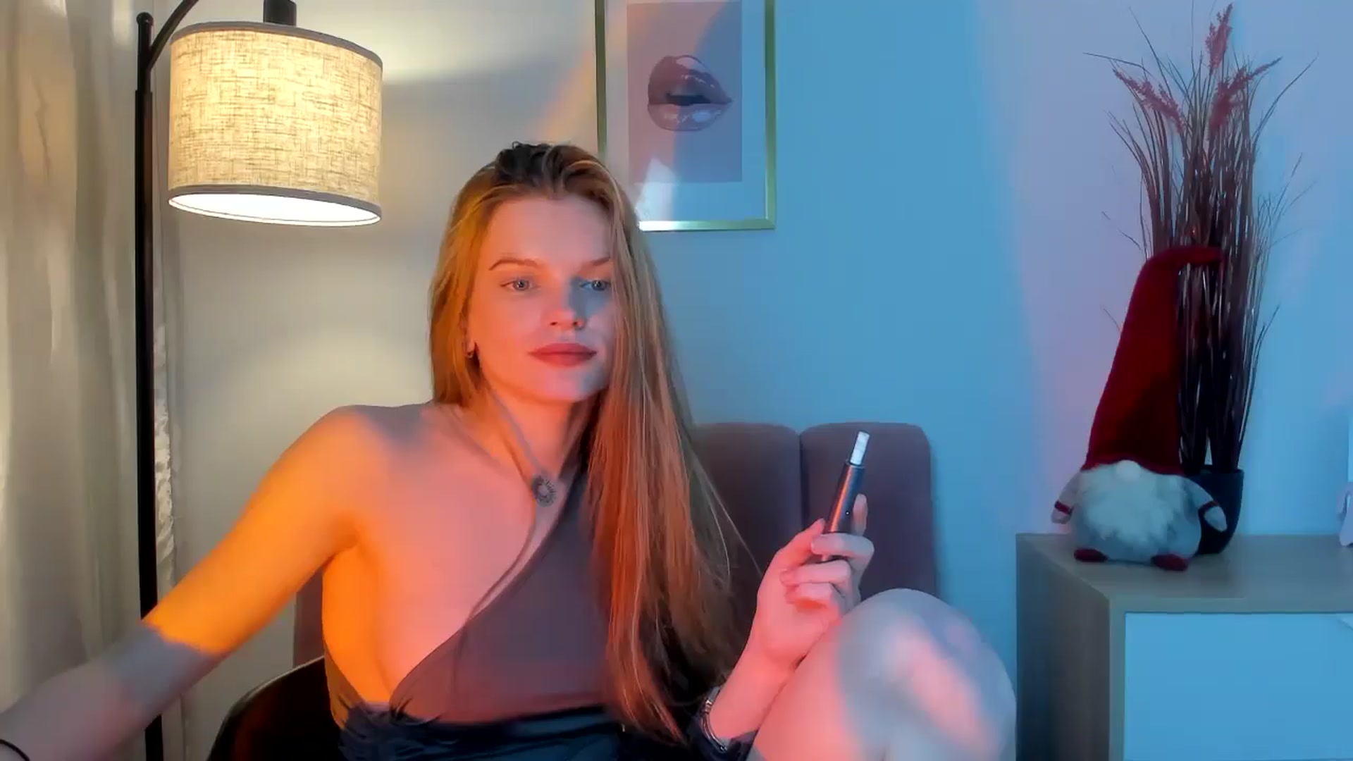 Gallery image thumbnail from ChristinaWave's myfreecams stream on, 12/20/2025, 11:41 image 17 of 20
