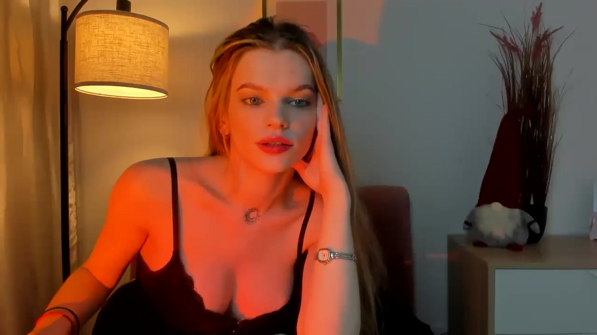 Gallery image thumbnail from ChristinaWave's myfreecams stream on, 12/21/2025, 11:01 image 6 of 20