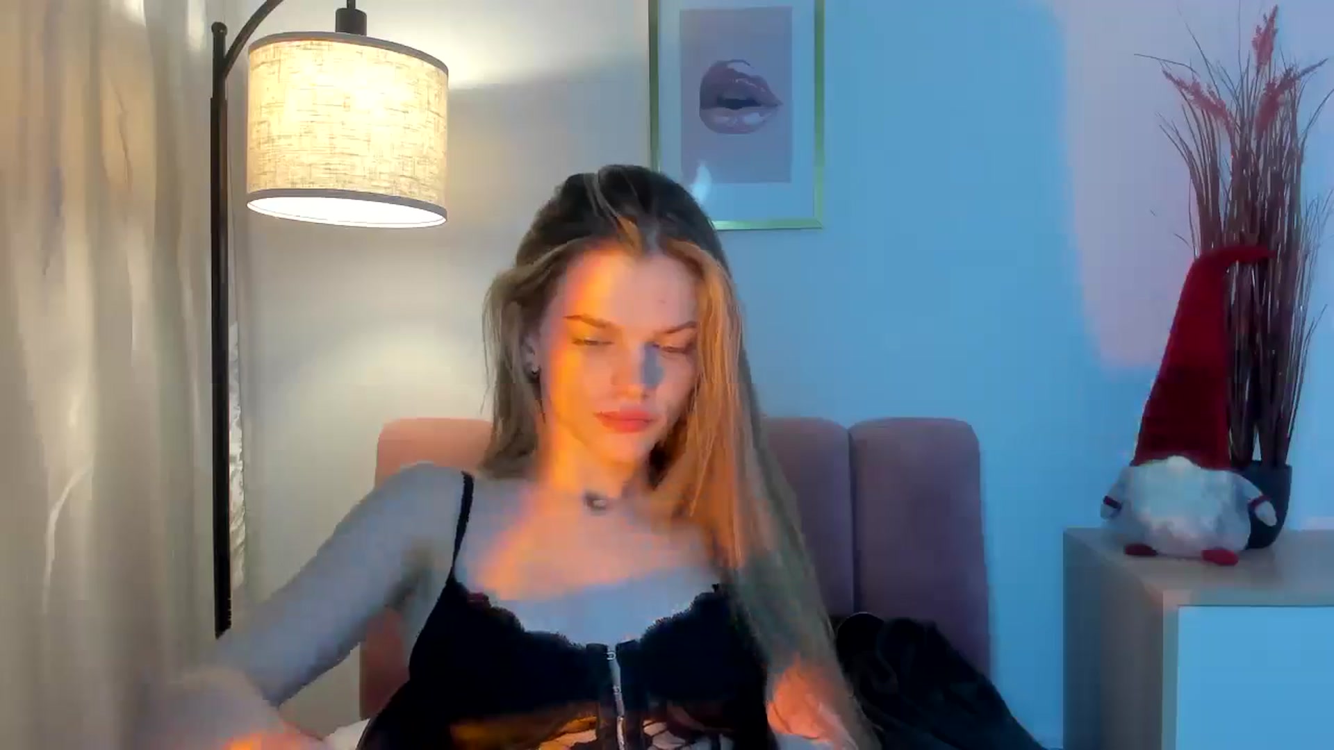 Gallery image thumbnail from ChristinaWave's myfreecams stream on, 12/22/2025, 11:29 image 19 of 20