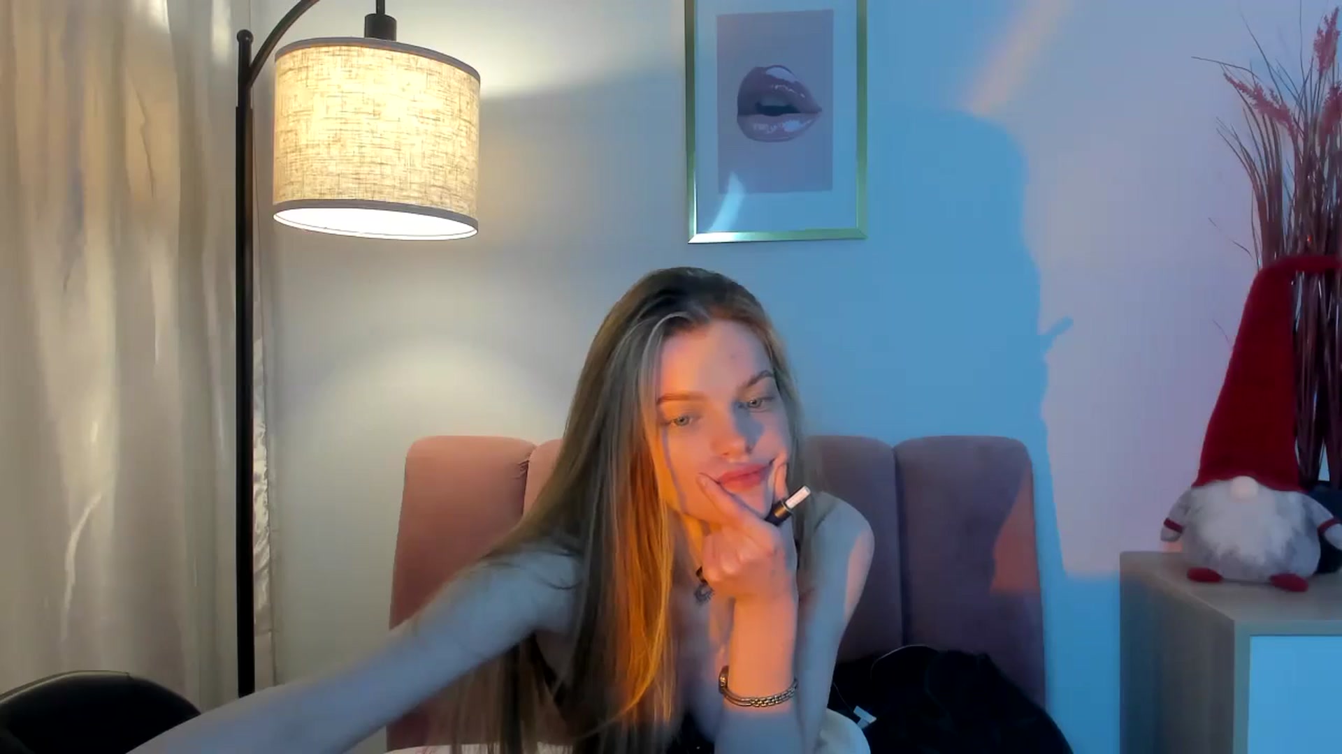 Gallery image thumbnail from ChristinaWave's myfreecams stream on, 12/22/2025, 12:40 image 2 of 20