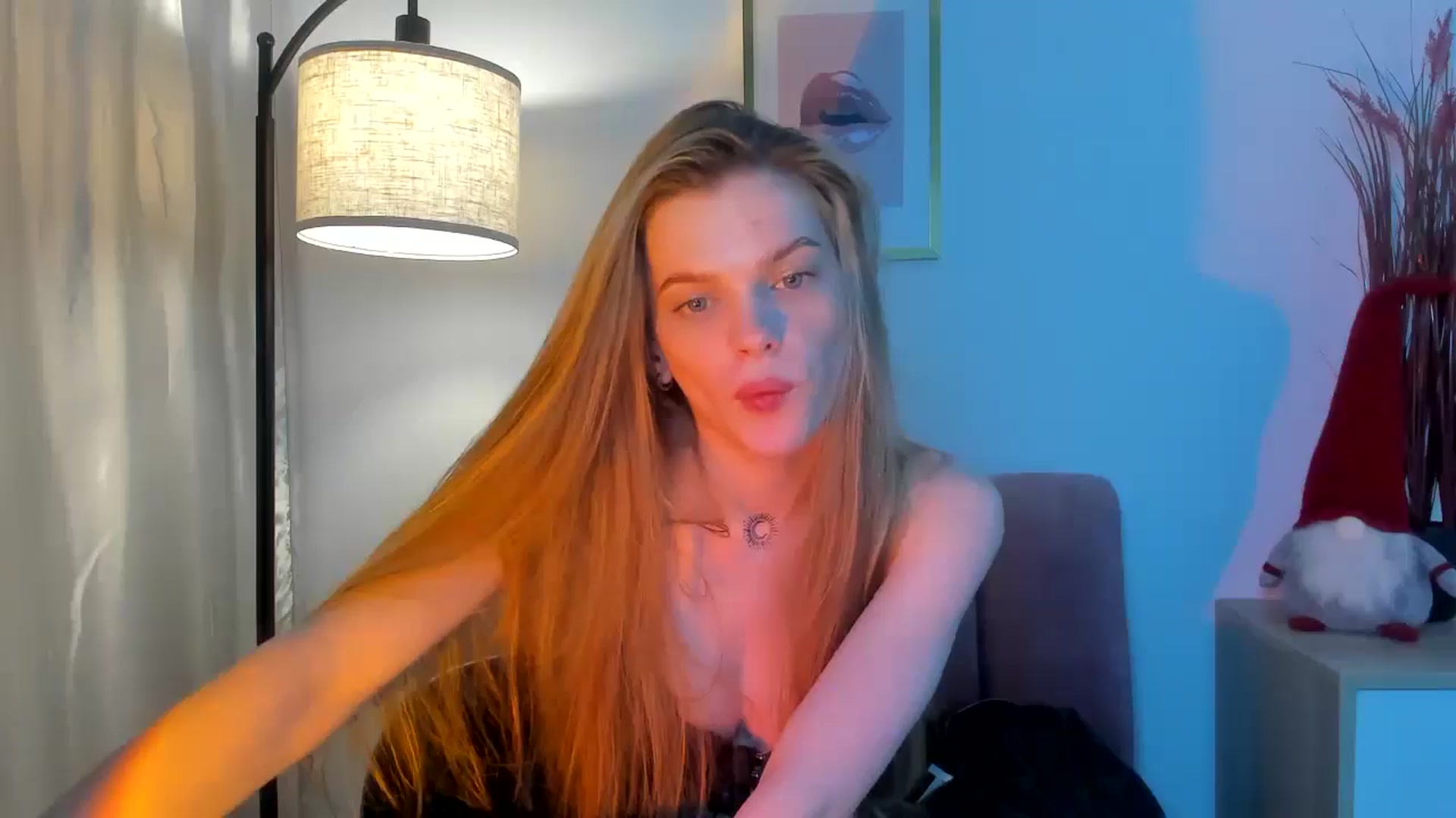 Gallery image thumbnail from ChristinaWave's myfreecams stream on, 12/22/2025, 12:40 image 8 of 20