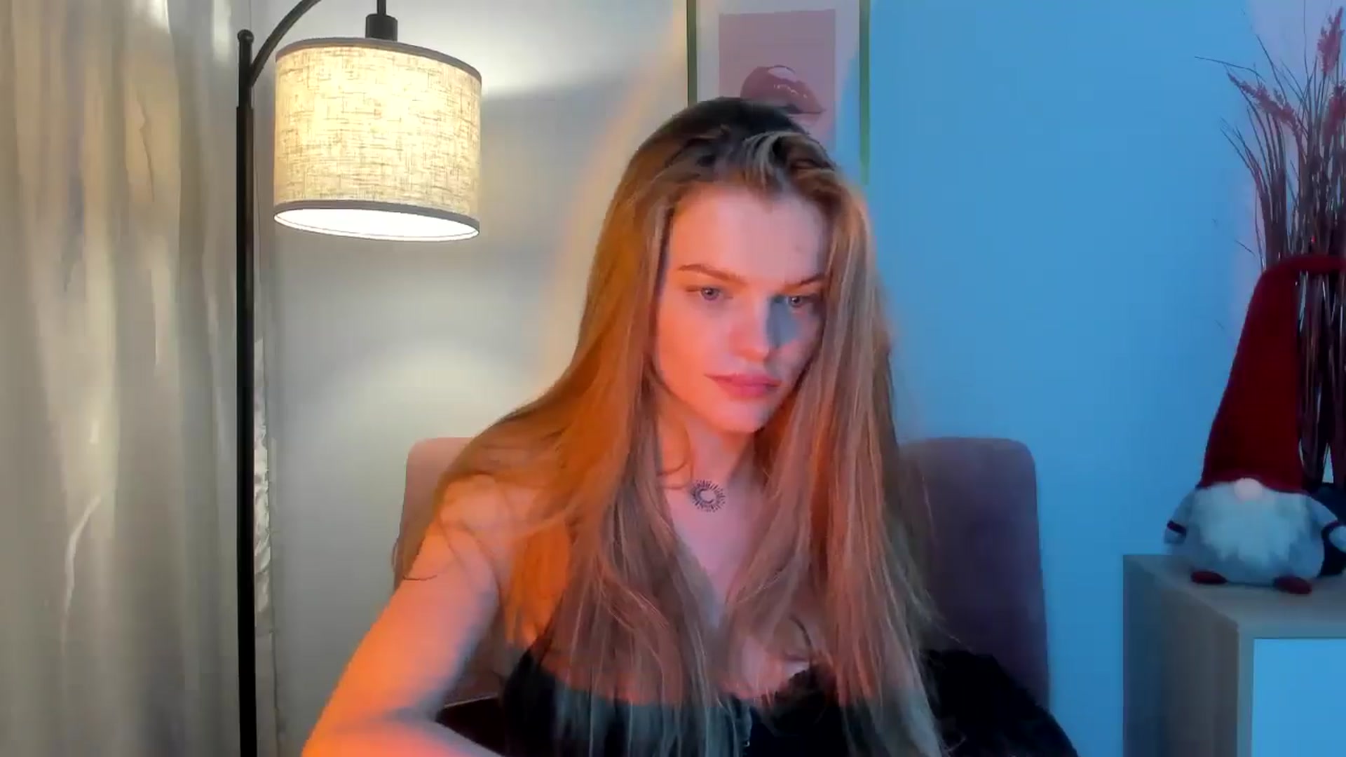 Gallery image thumbnail from ChristinaWave's myfreecams stream on, 12/22/2025, 12:40 image 5 of 20