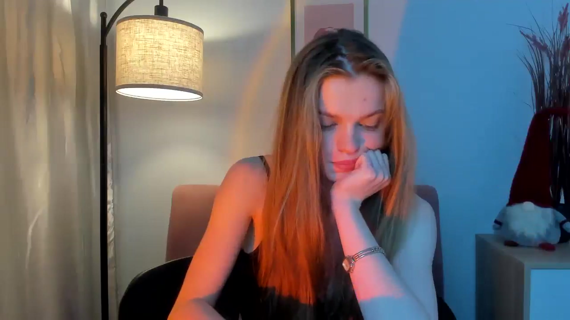 Gallery image thumbnail from ChristinaWave's myfreecams stream on, 12/22/2025, 12:40 image 12 of 20