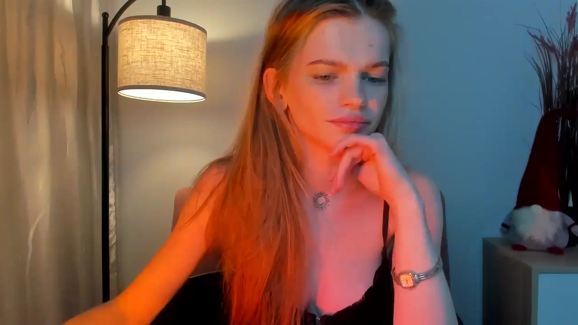 Gallery image thumbnail from ChristinaWave's myfreecams stream on, 12/22/2025, 12:40 image 3 of 20
