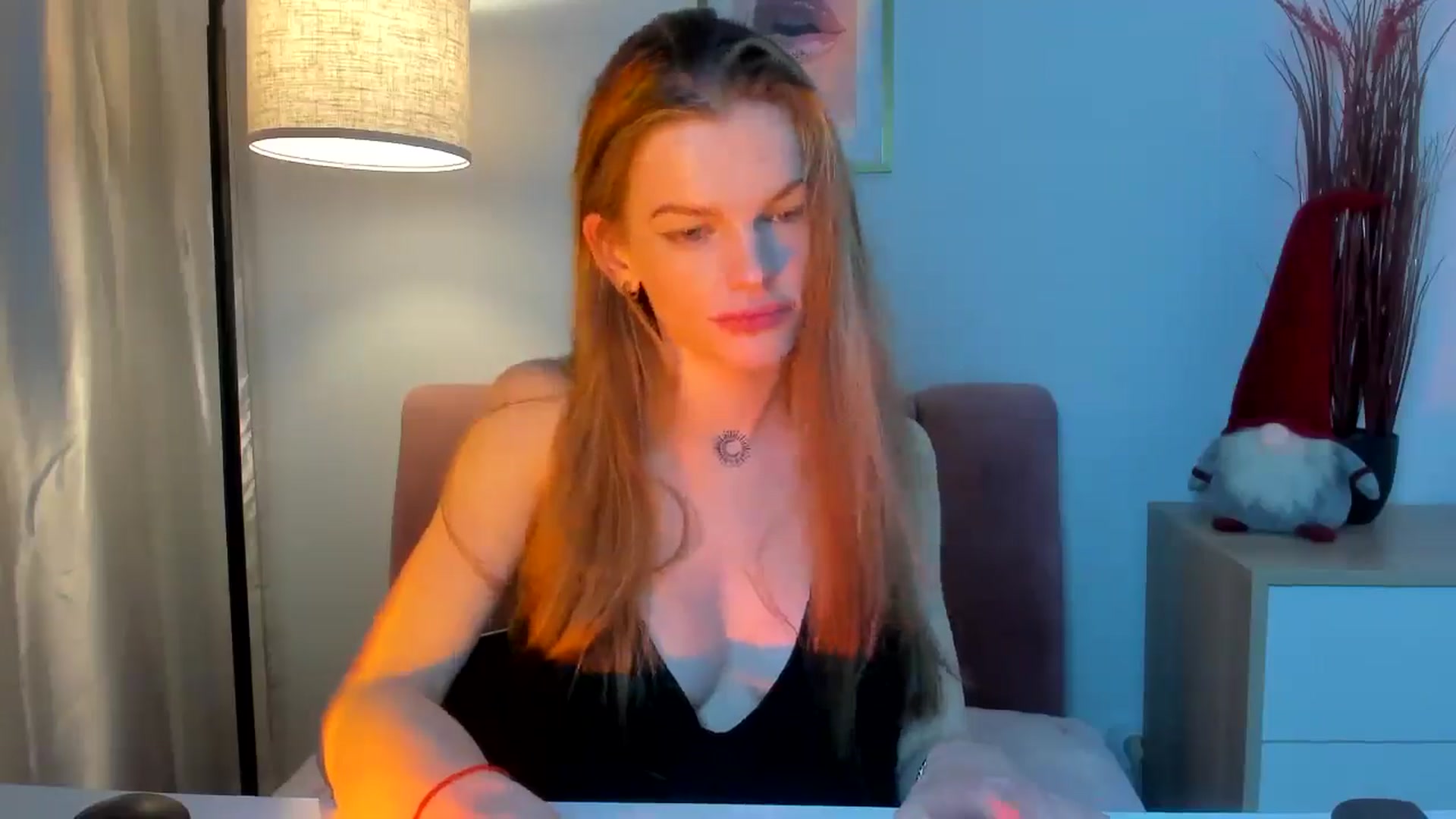 Gallery image thumbnail from ChristinaWave's myfreecams stream on, 12/23/2025, 09:13 image 10 of 20