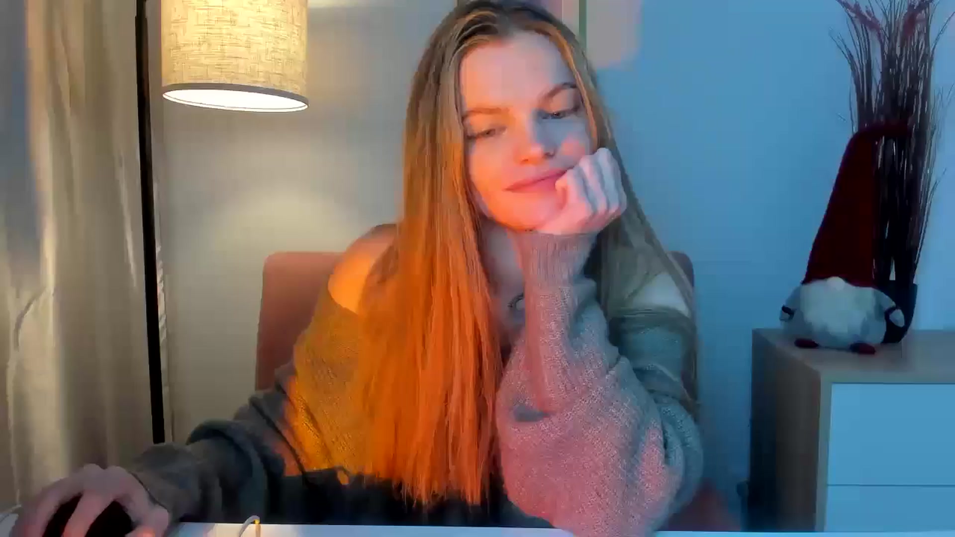 Gallery image thumbnail from ChristinaWave's myfreecams stream on, 12/23/2025, 11:18 image 17 of 20