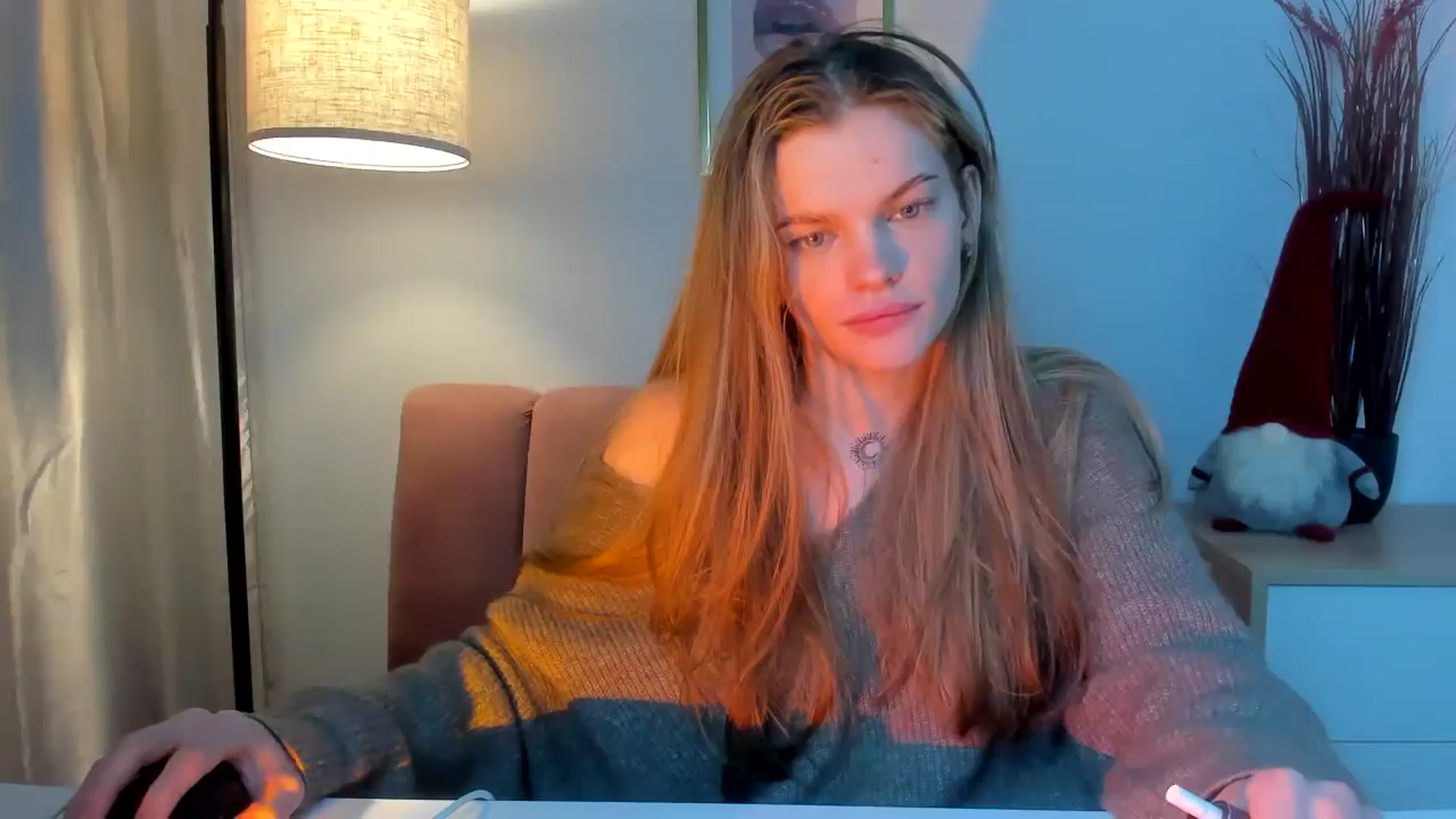 Gallery image thumbnail from ChristinaWave's myfreecams stream on, 12/23/2025, 11:53 image 2 of 20
