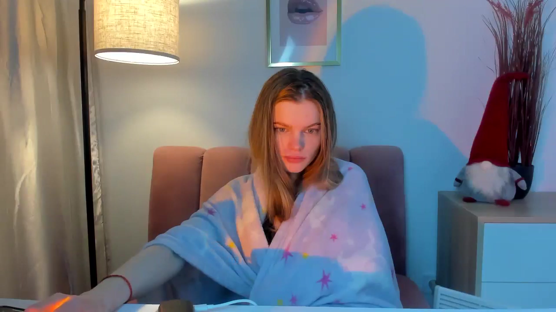 Gallery image thumbnail from ChristinaWave's myfreecams stream on, 12/23/2025, 12:36 image 6 of 20