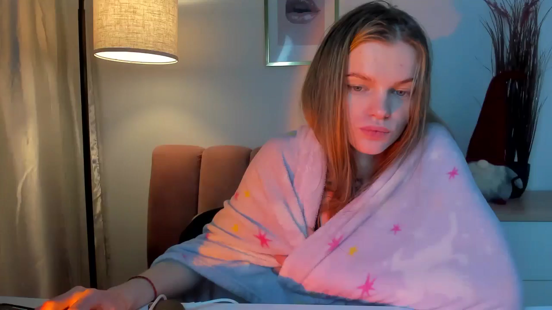 Gallery image thumbnail from ChristinaWave's myfreecams stream on, 12/23/2025, 12:36 image 1 of 20