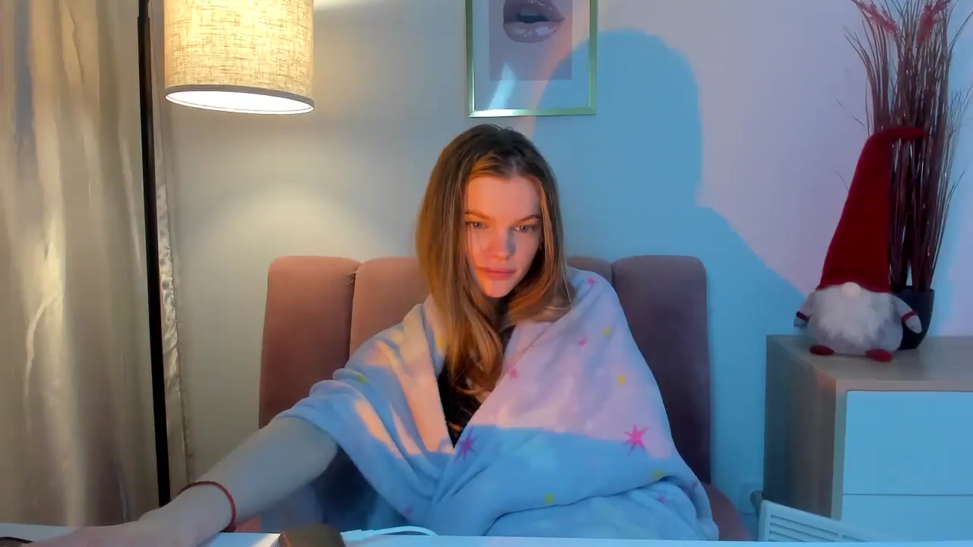 Gallery image thumbnail from ChristinaWave's myfreecams stream on, 12/23/2025, 12:36 image 10 of 20