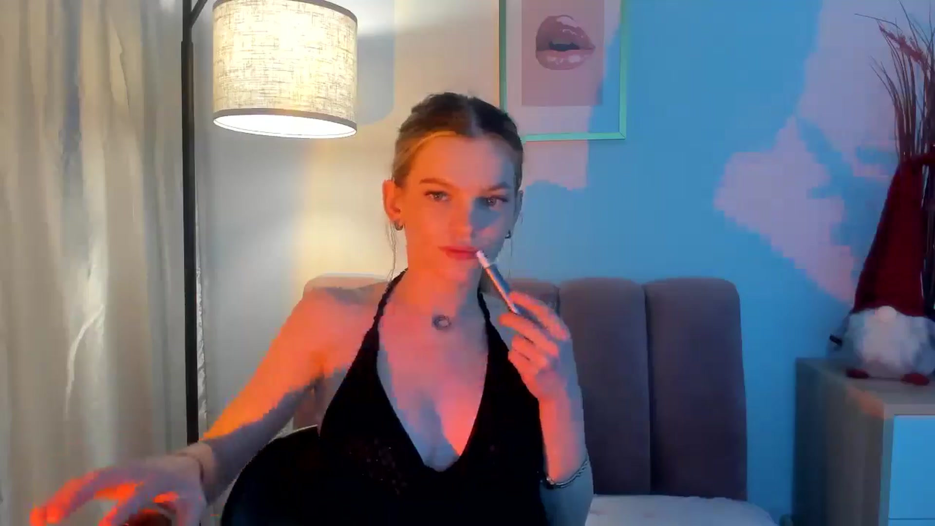 Gallery image thumbnail from ChristinaWave's myfreecams stream on, 12/25/2025, 13:11 image 11 of 20