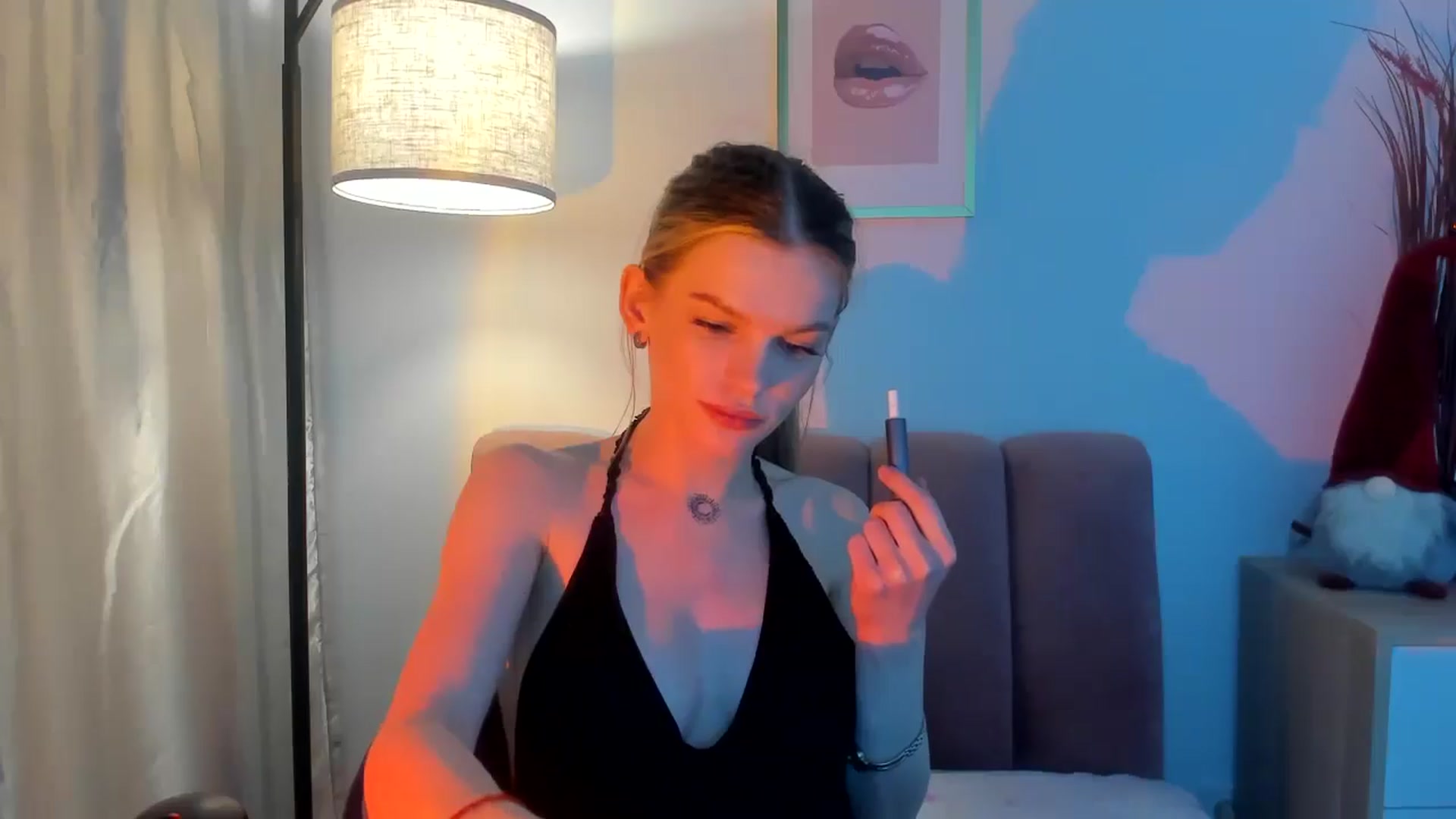 Gallery image thumbnail from ChristinaWave's myfreecams stream on, 12/25/2025, 13:11 image 10 of 20