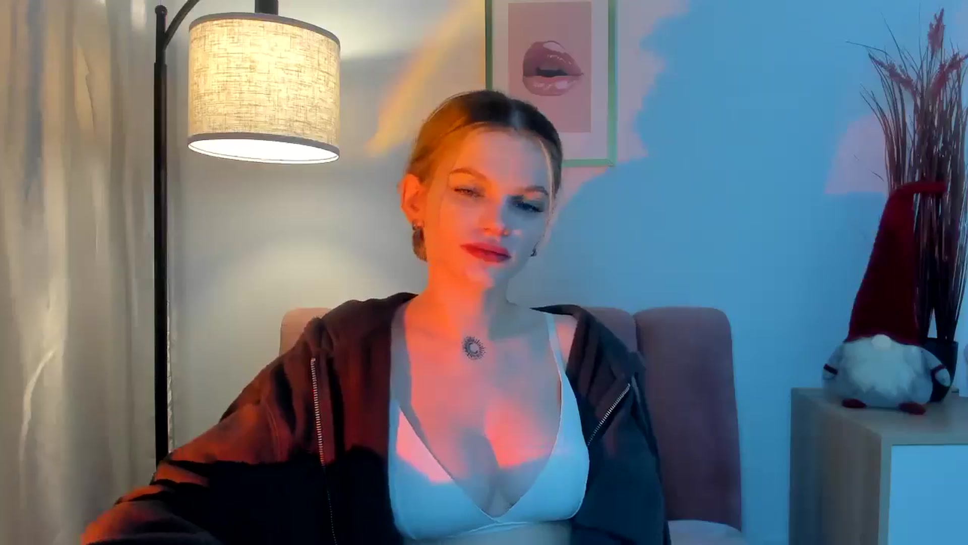 Gallery image thumbnail from ChristinaWave's myfreecams stream on, 12/28/2025, 10:54 image 8 of 20
